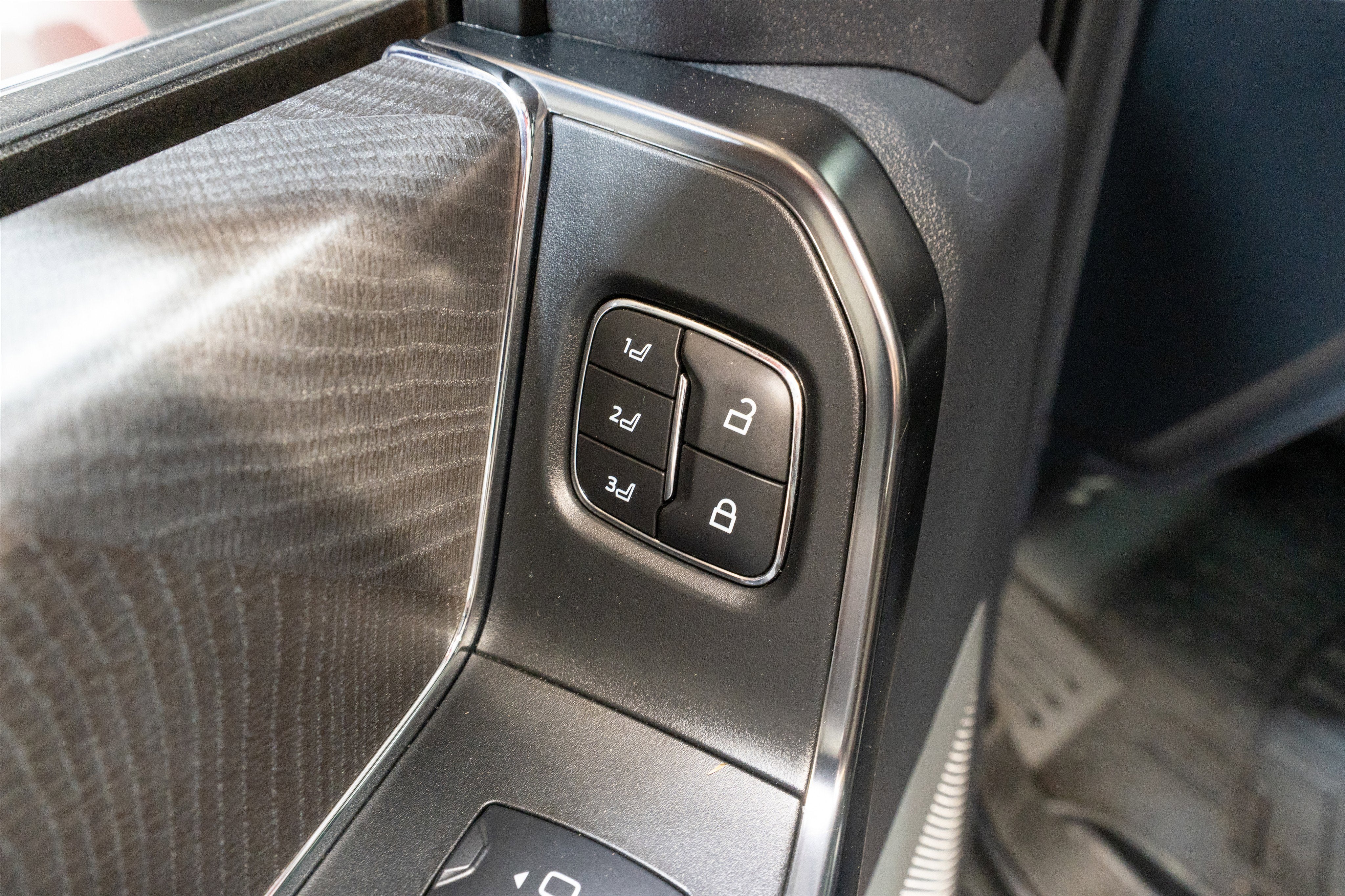 2024 Ford Super Duty F-350 DRW Platinum