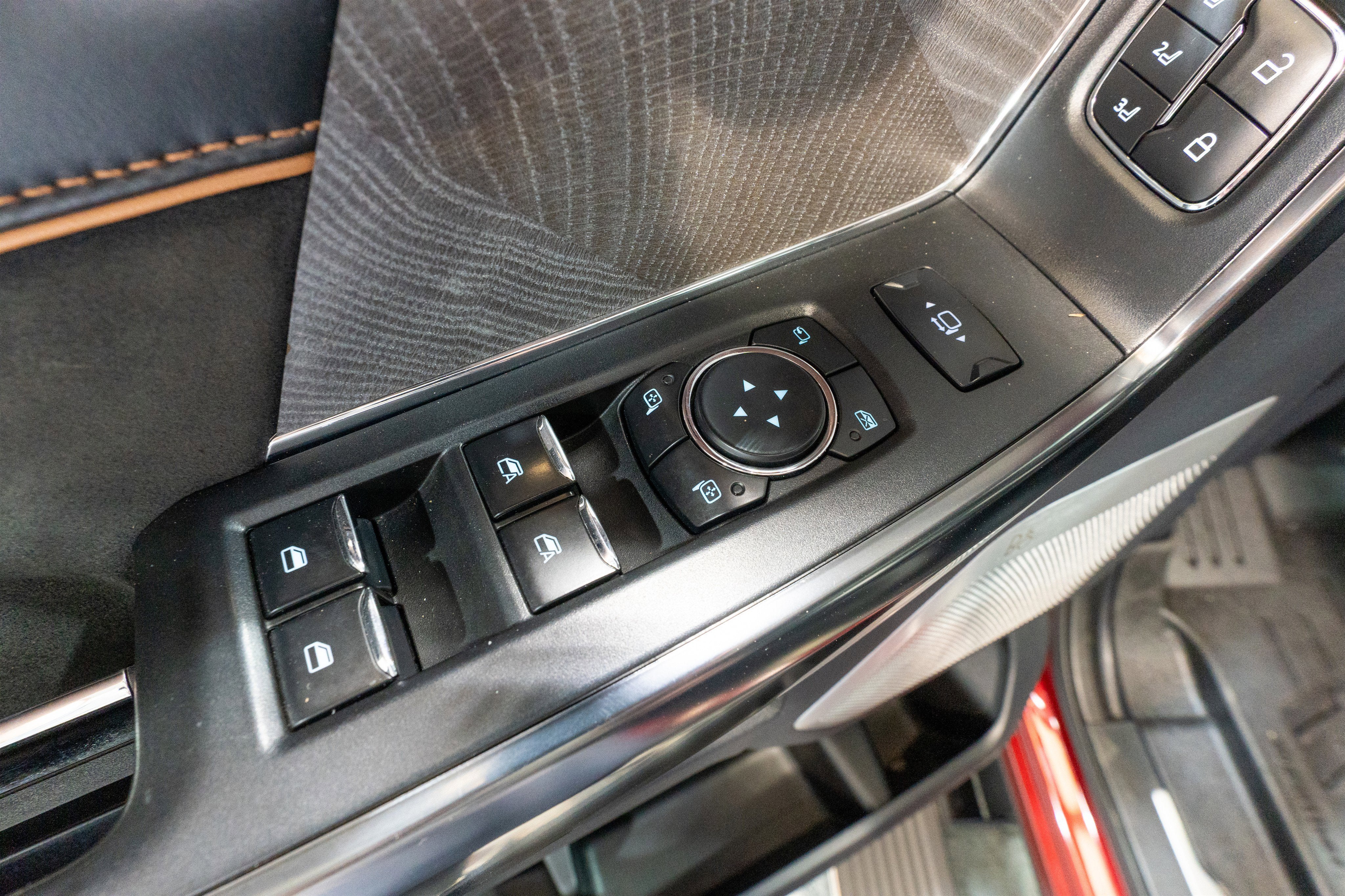 2024 Ford Super Duty F-350 DRW Platinum