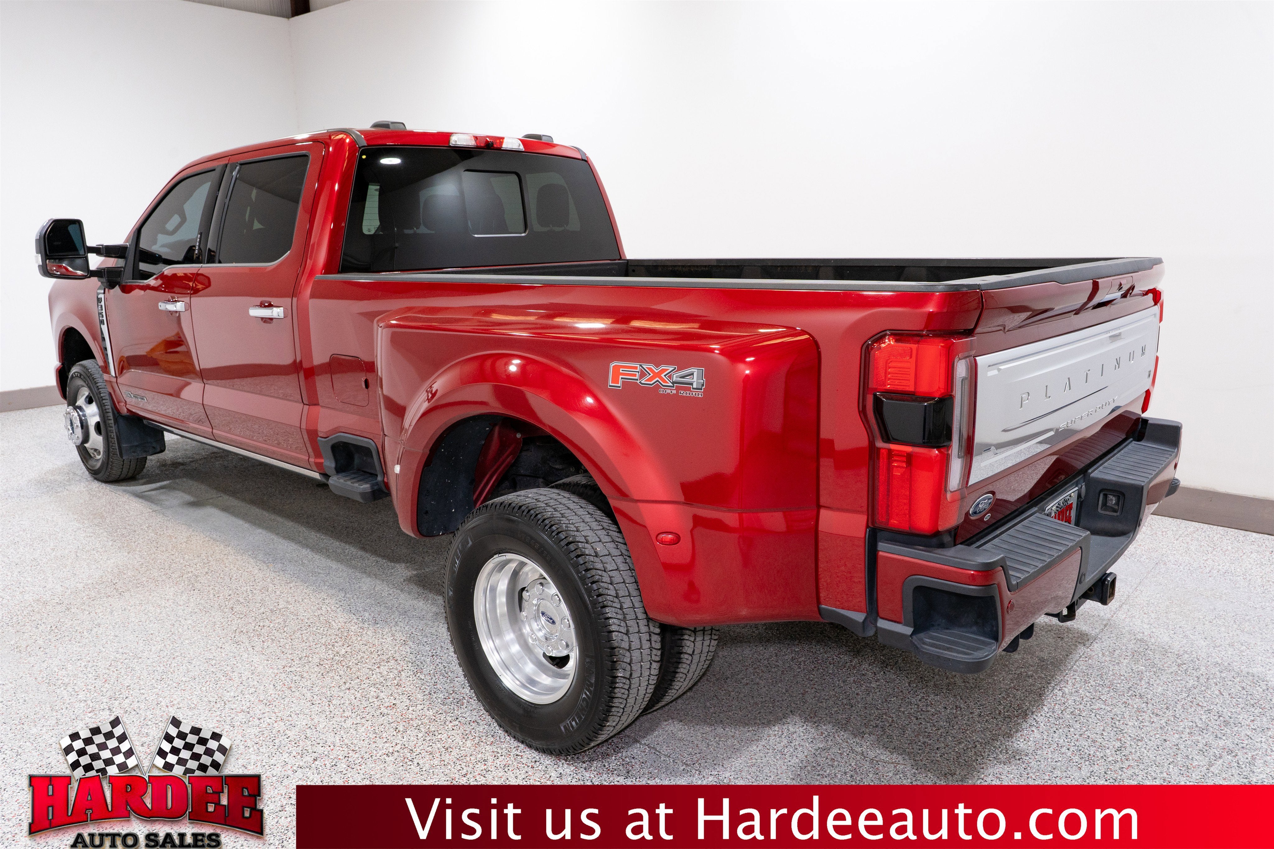 2024 Ford Super Duty F-350 DRW Platinum