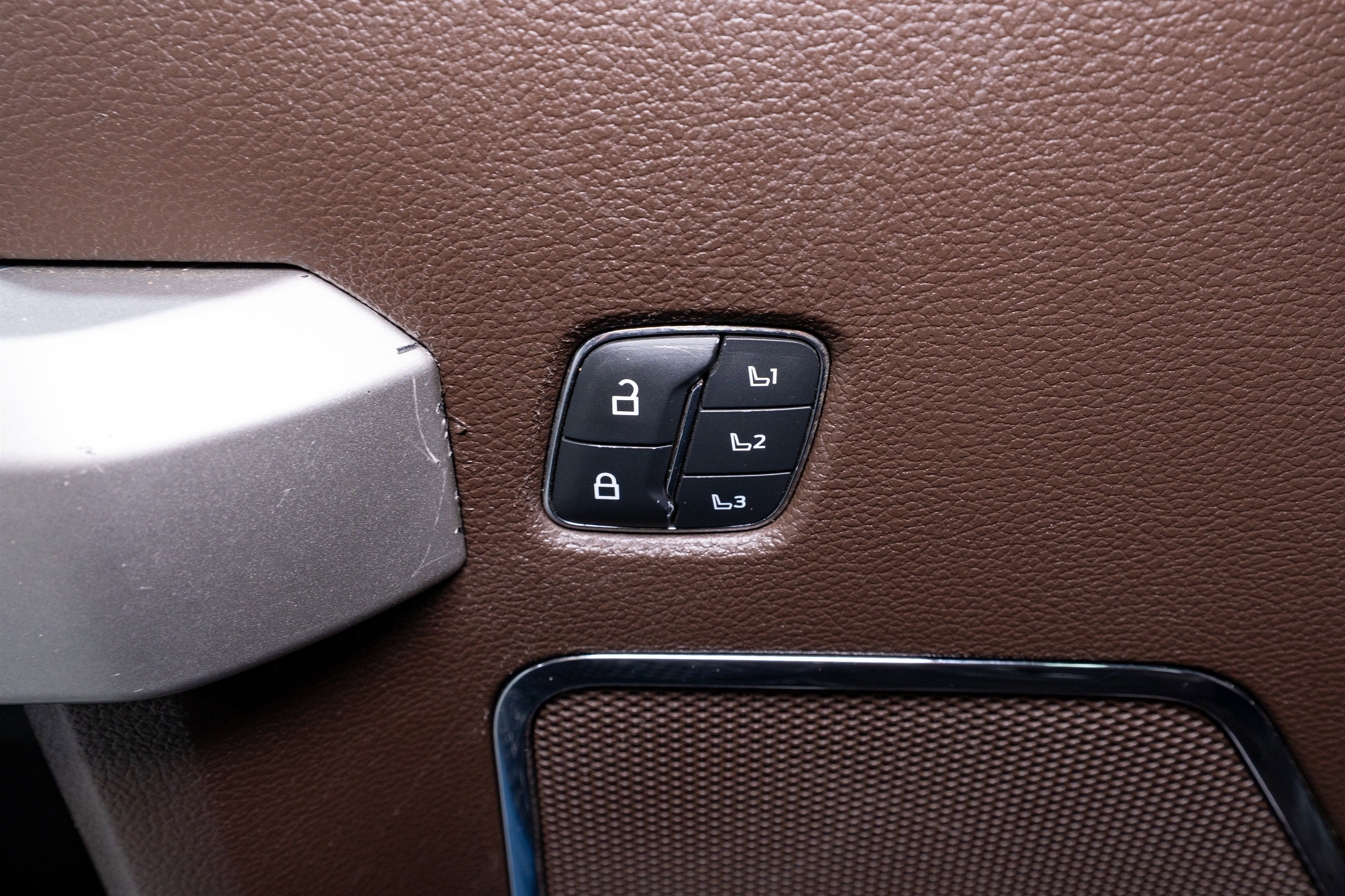 2022 Ford Super Duty F-350 DRW King Ranch