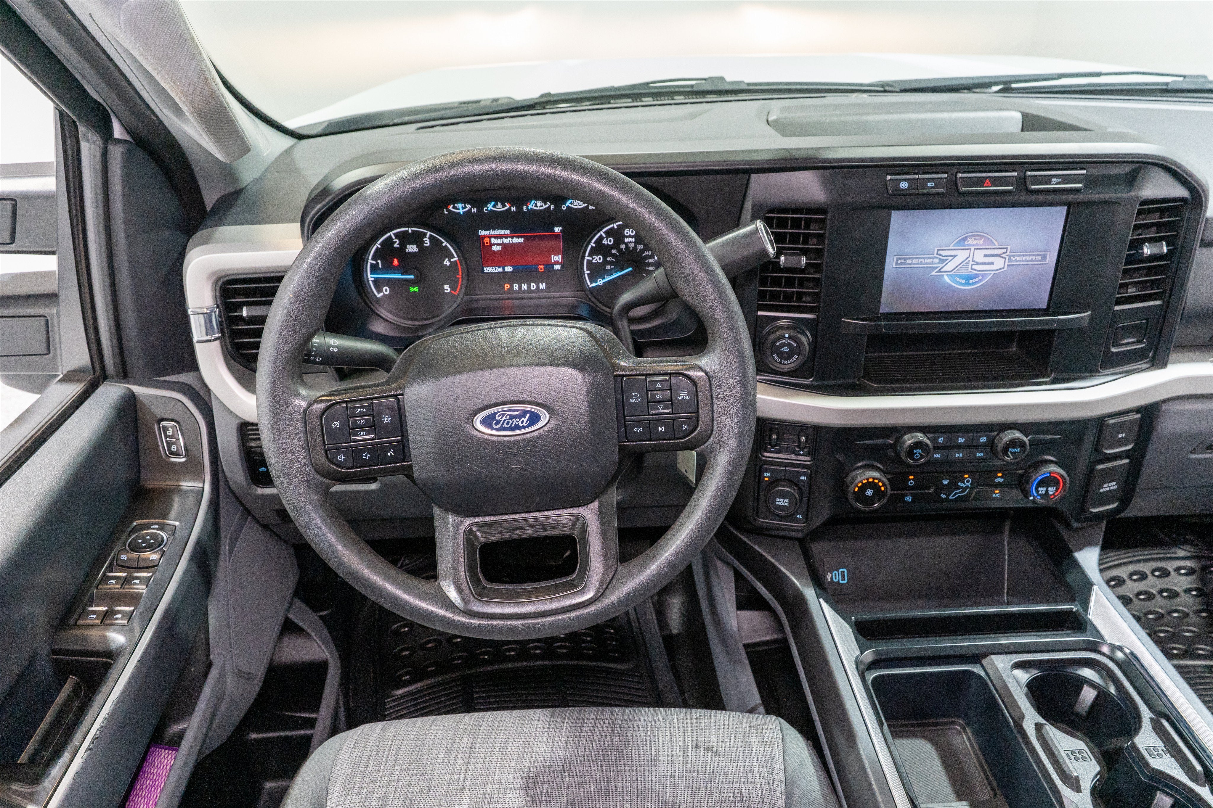 2023 Ford Super Duty F-350 DRW XLT