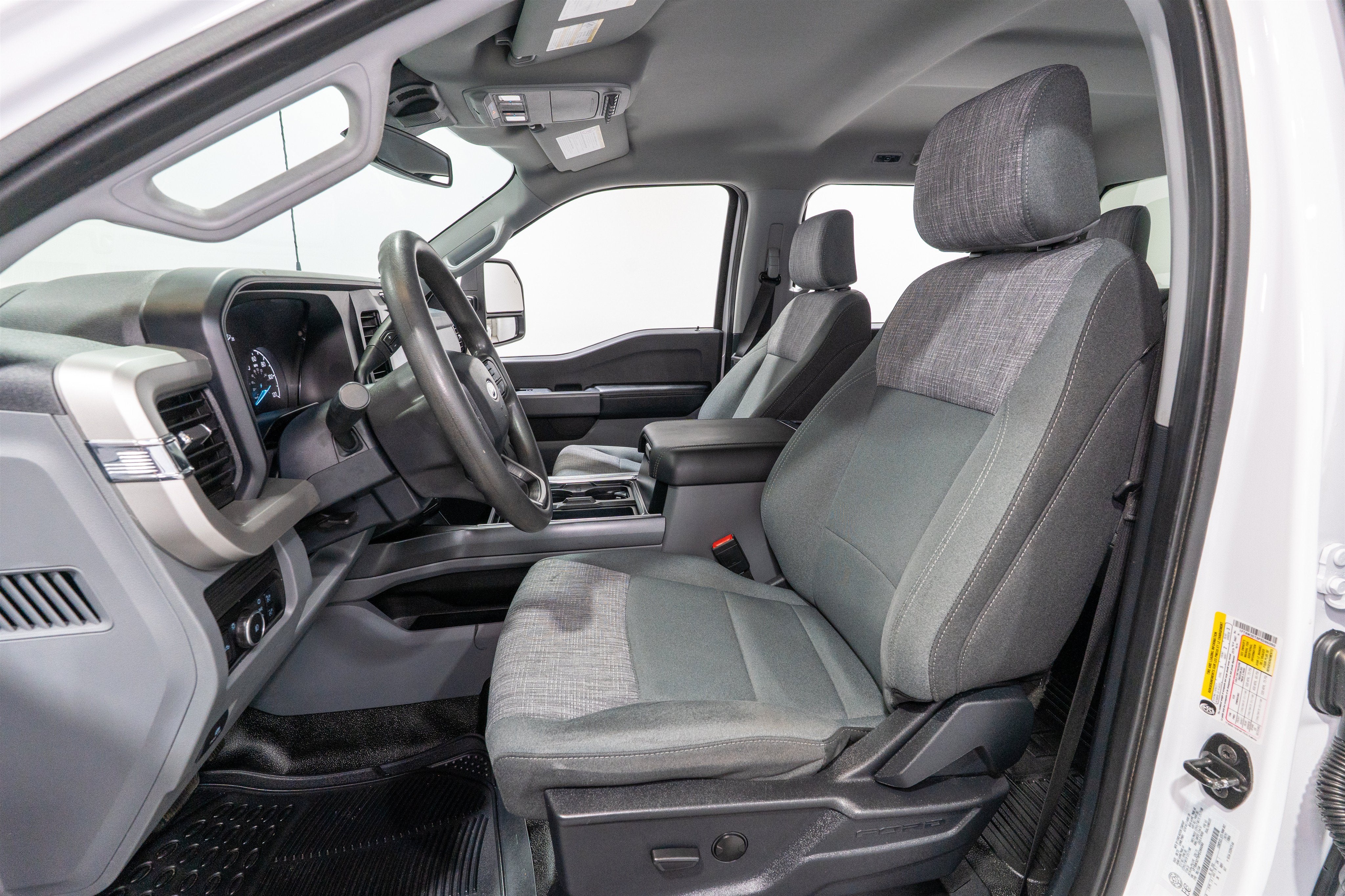 2023 Ford Super Duty F-350 DRW XLT