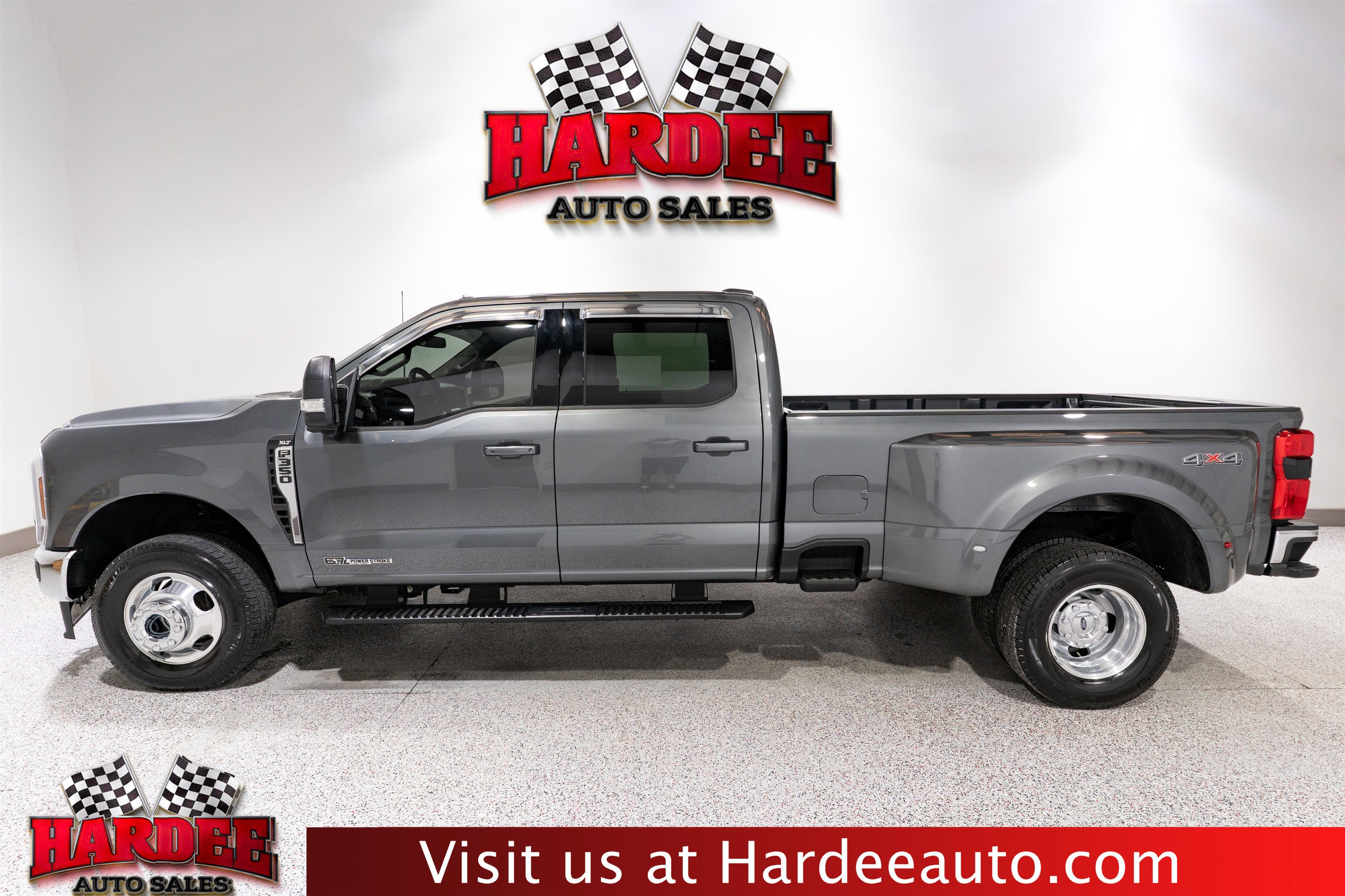 2026 Ford Super Duty F-350 DRW XLT