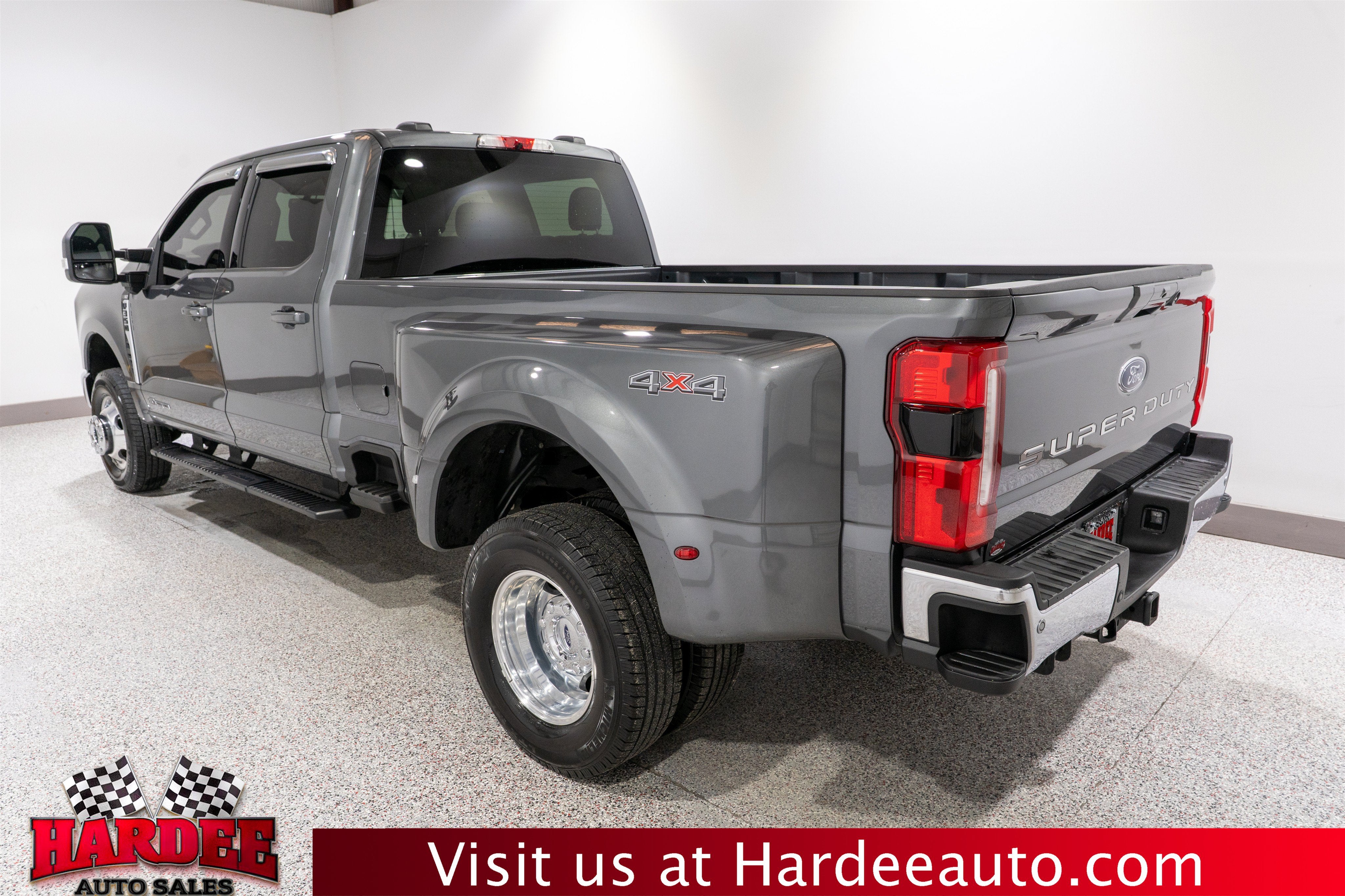 2026 Ford Super Duty F-350 DRW XLT