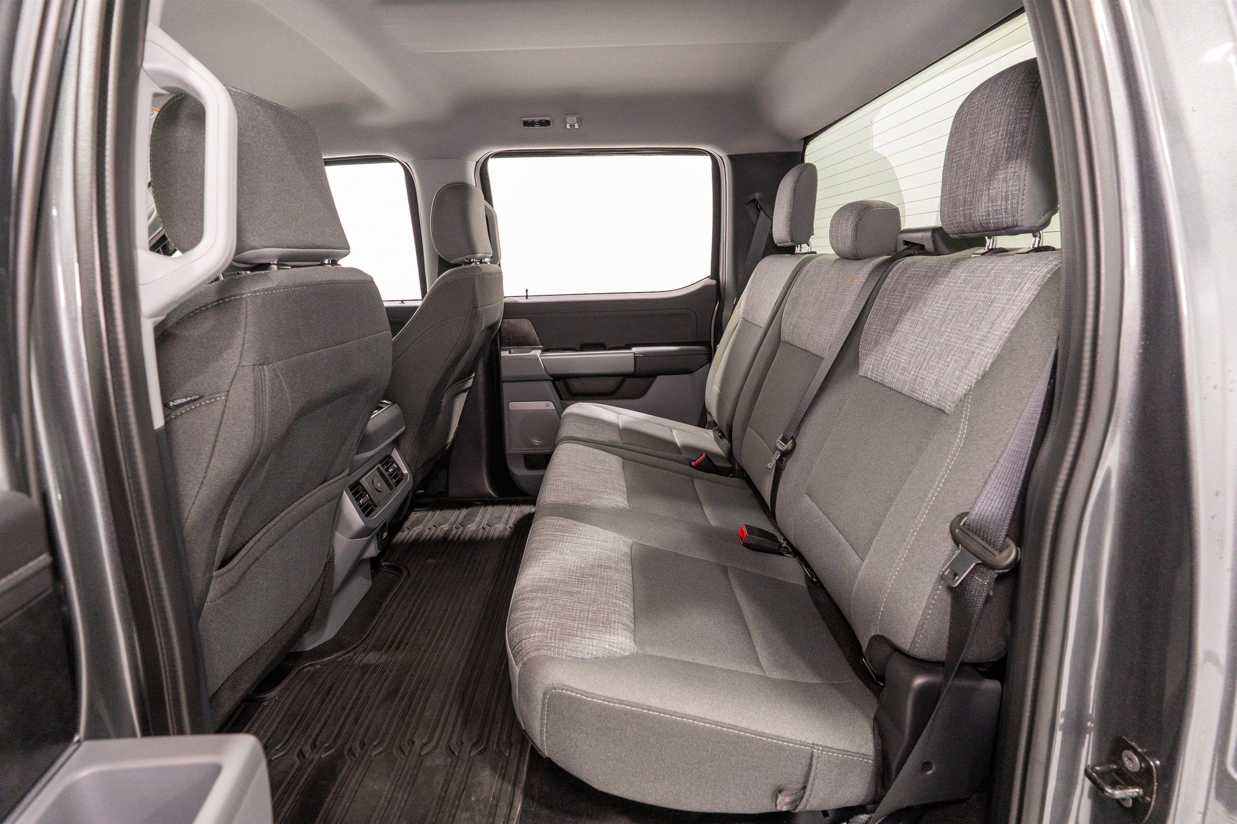 2026 Ford Super Duty F-350 DRW XLT