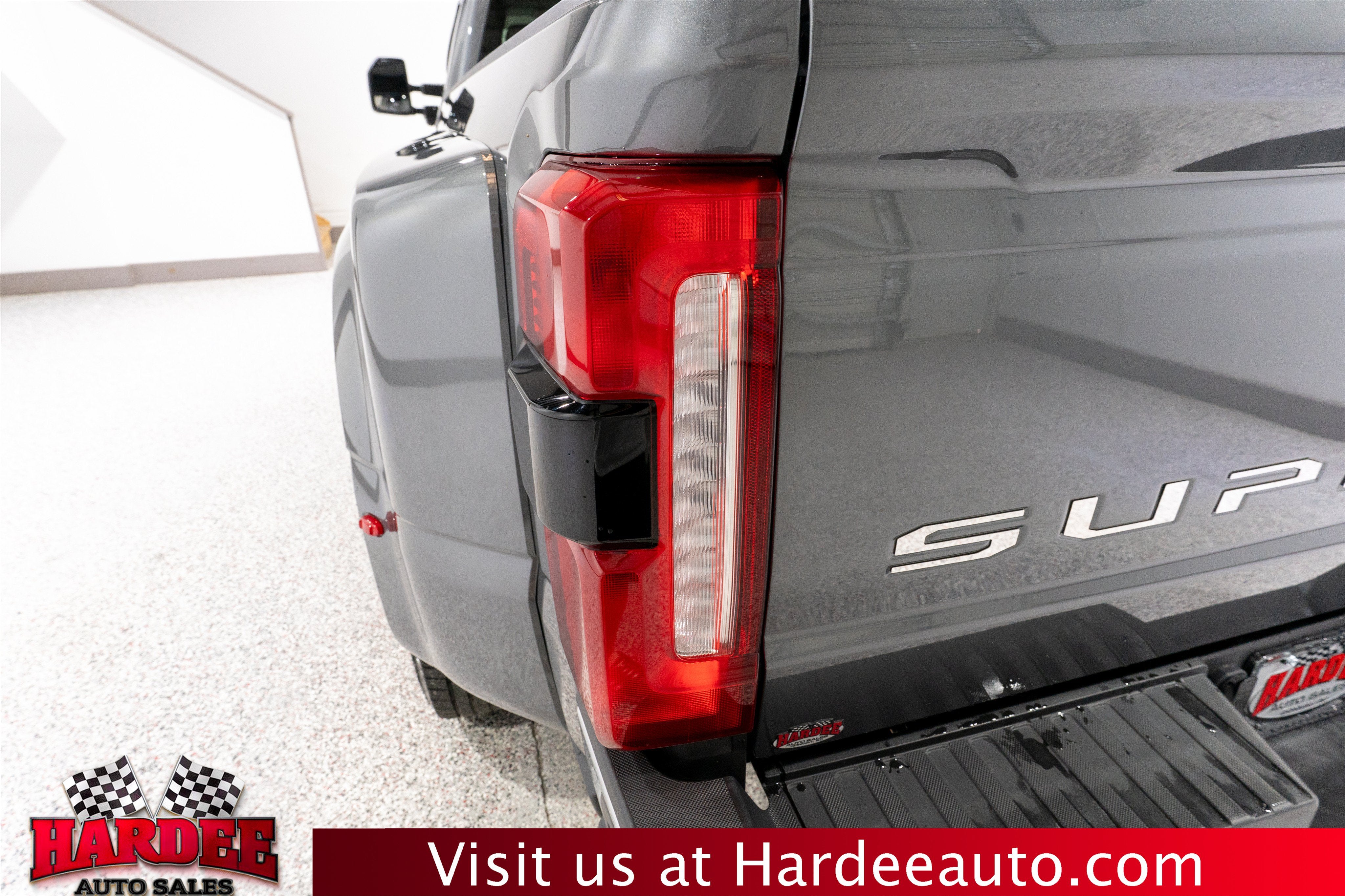 2026 Ford Super Duty F-350 DRW XLT