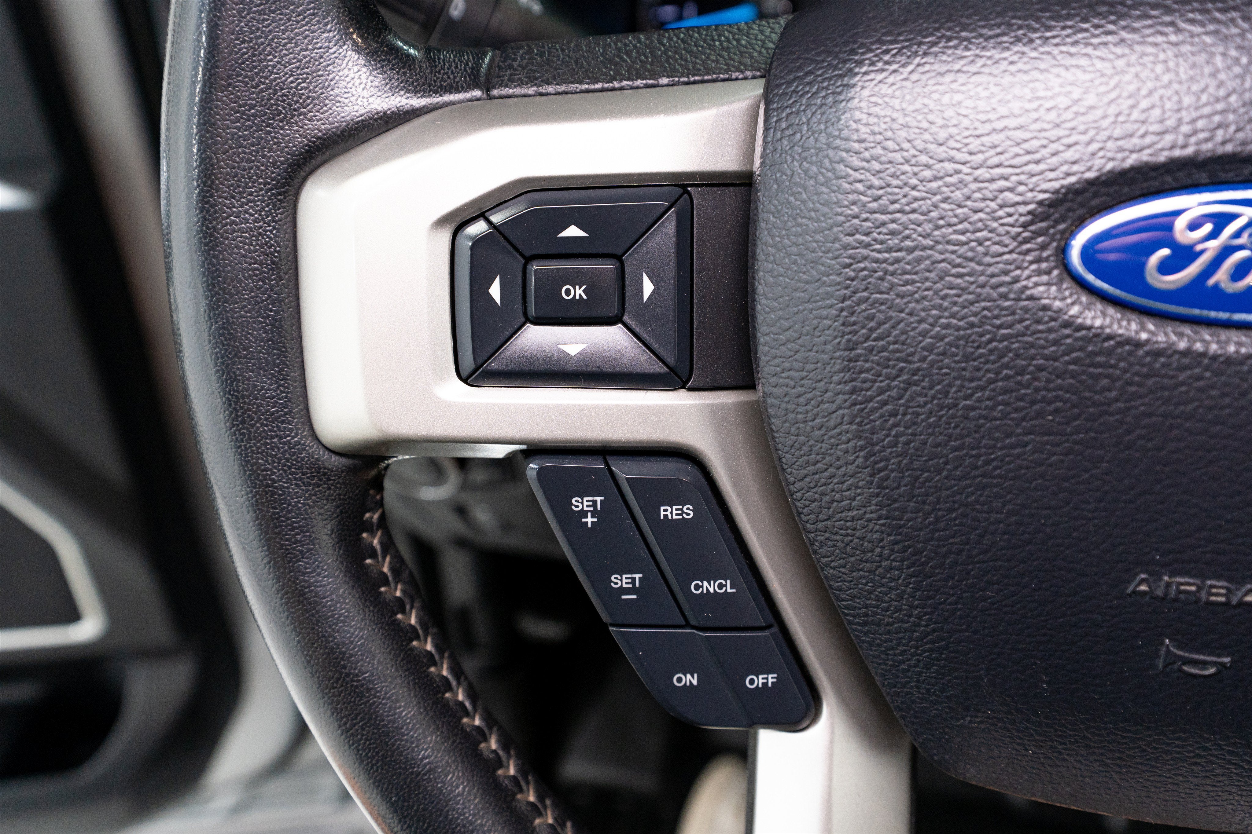 2021 Ford Super Duty F-350 DRW LARIAT