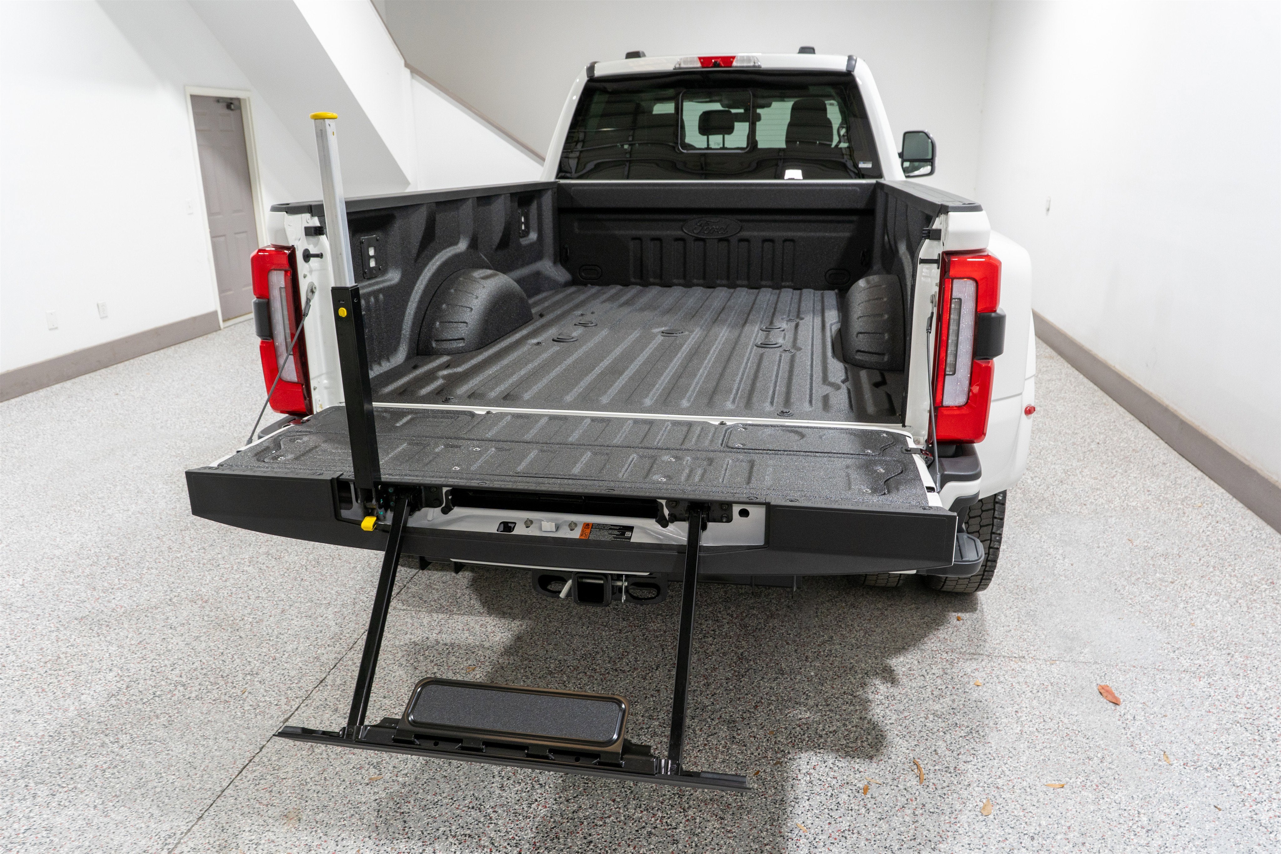 2026 Ford Super Duty F-450 DRW Platinum