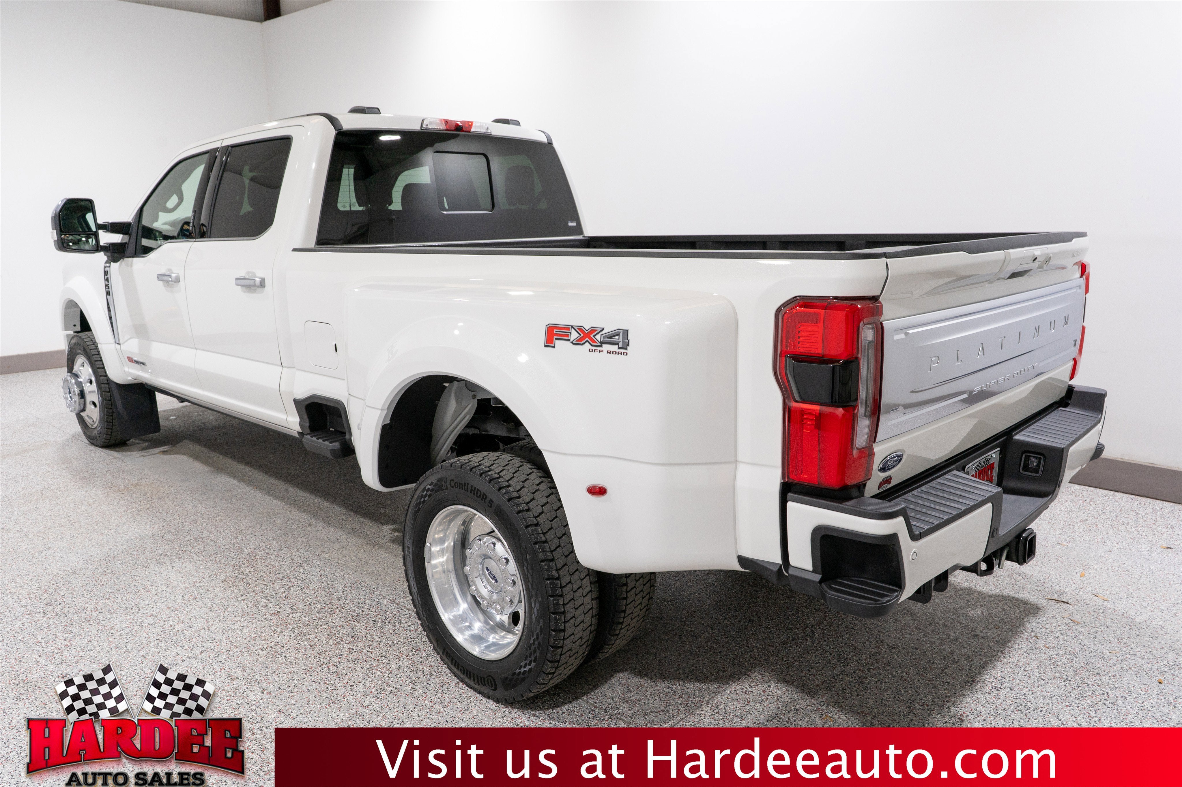 2026 Ford Super Duty F-450 DRW Platinum