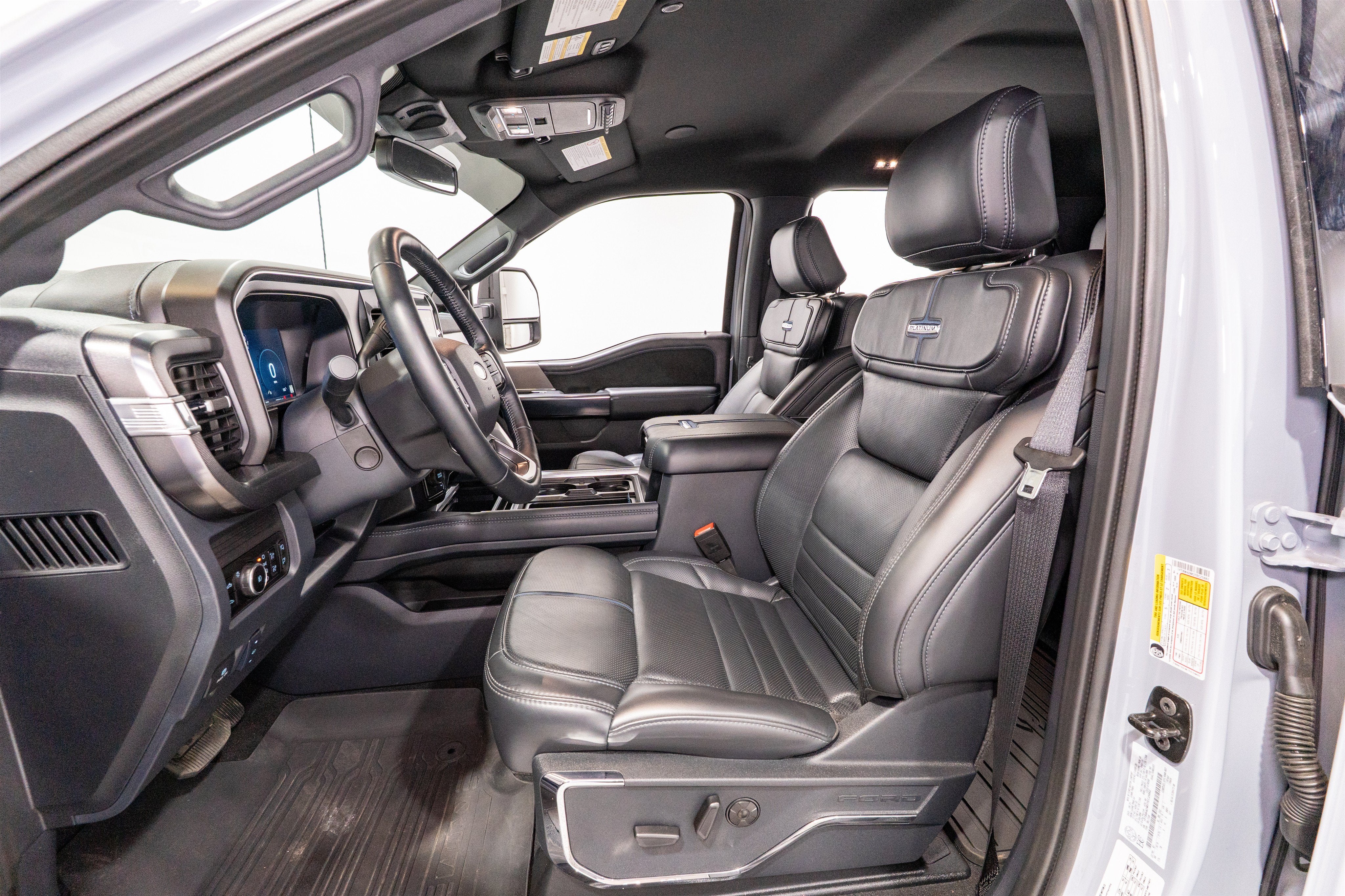 2026 Ford Super Duty F-450 DRW Platinum