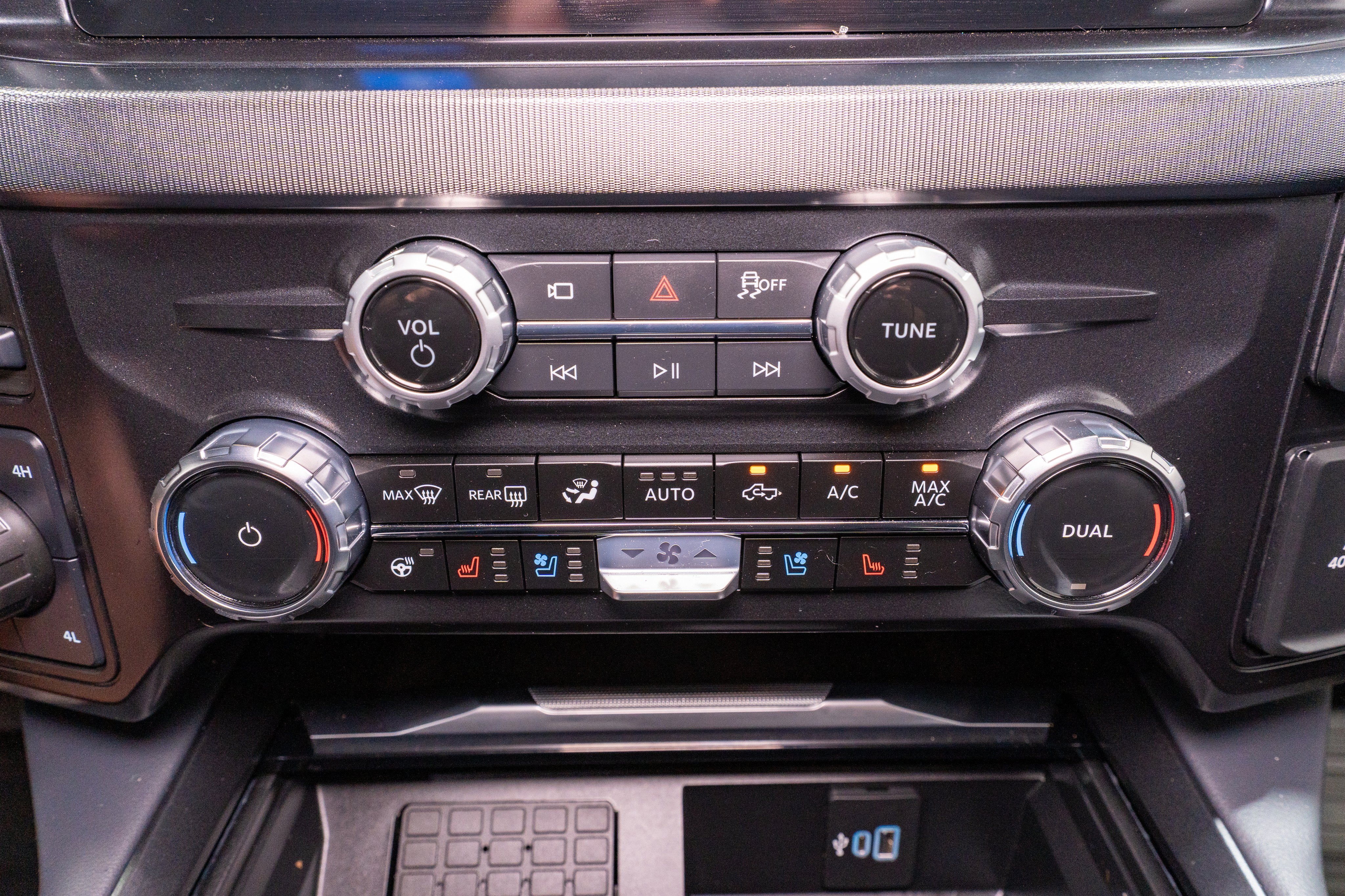 2026 Ford Super Duty F-450 DRW Platinum