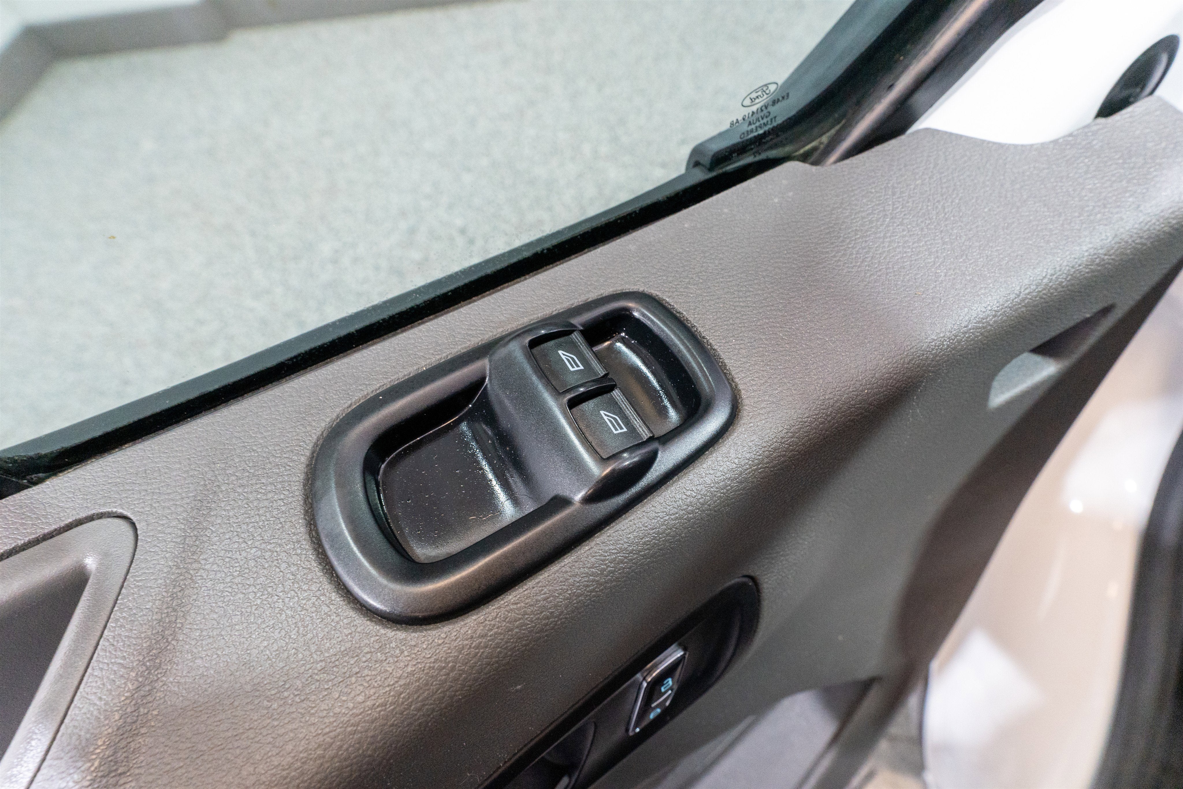 2022 Ford Transit Cargo Van Base