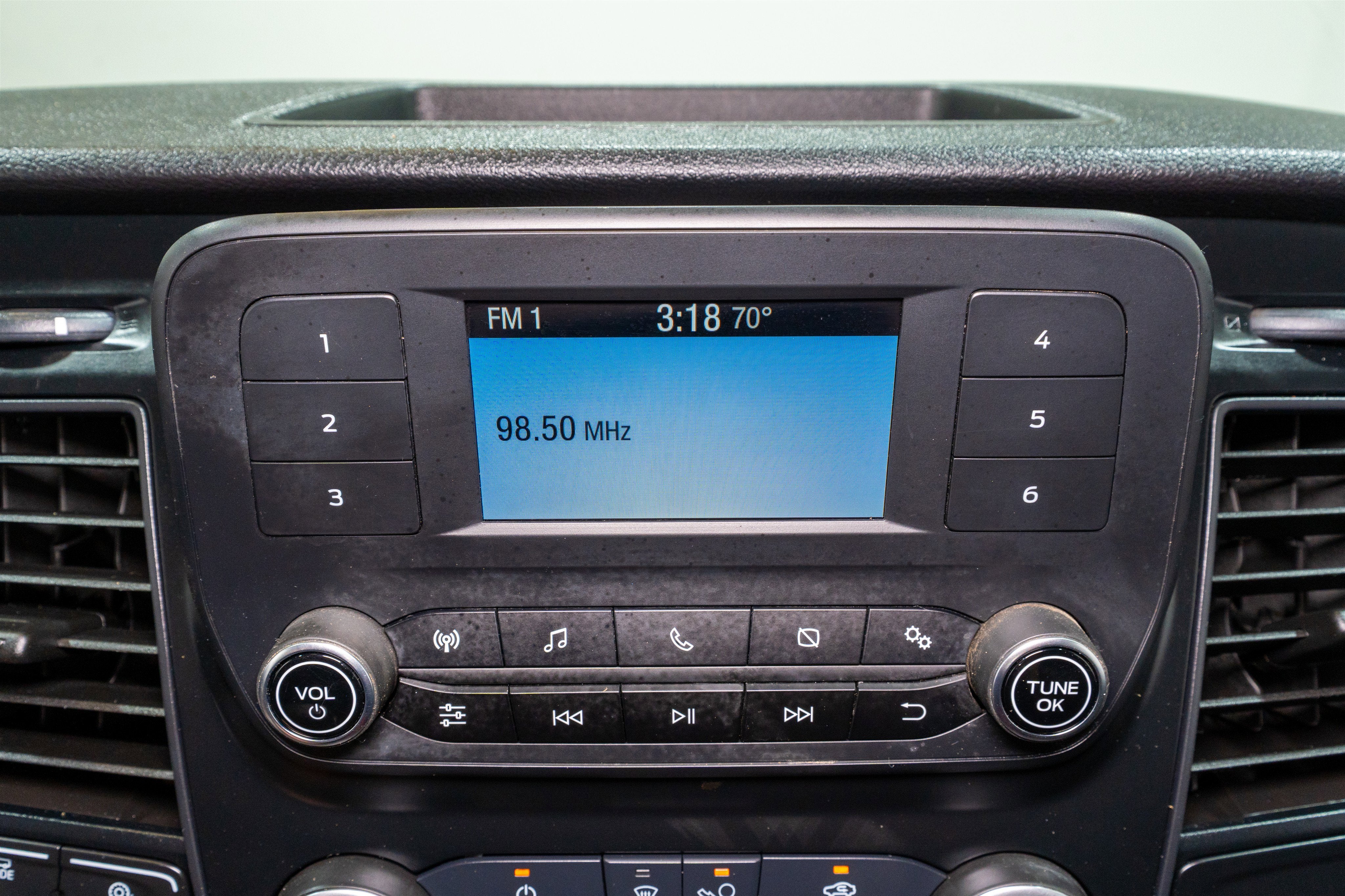 2022 Ford Transit Cargo Van Base