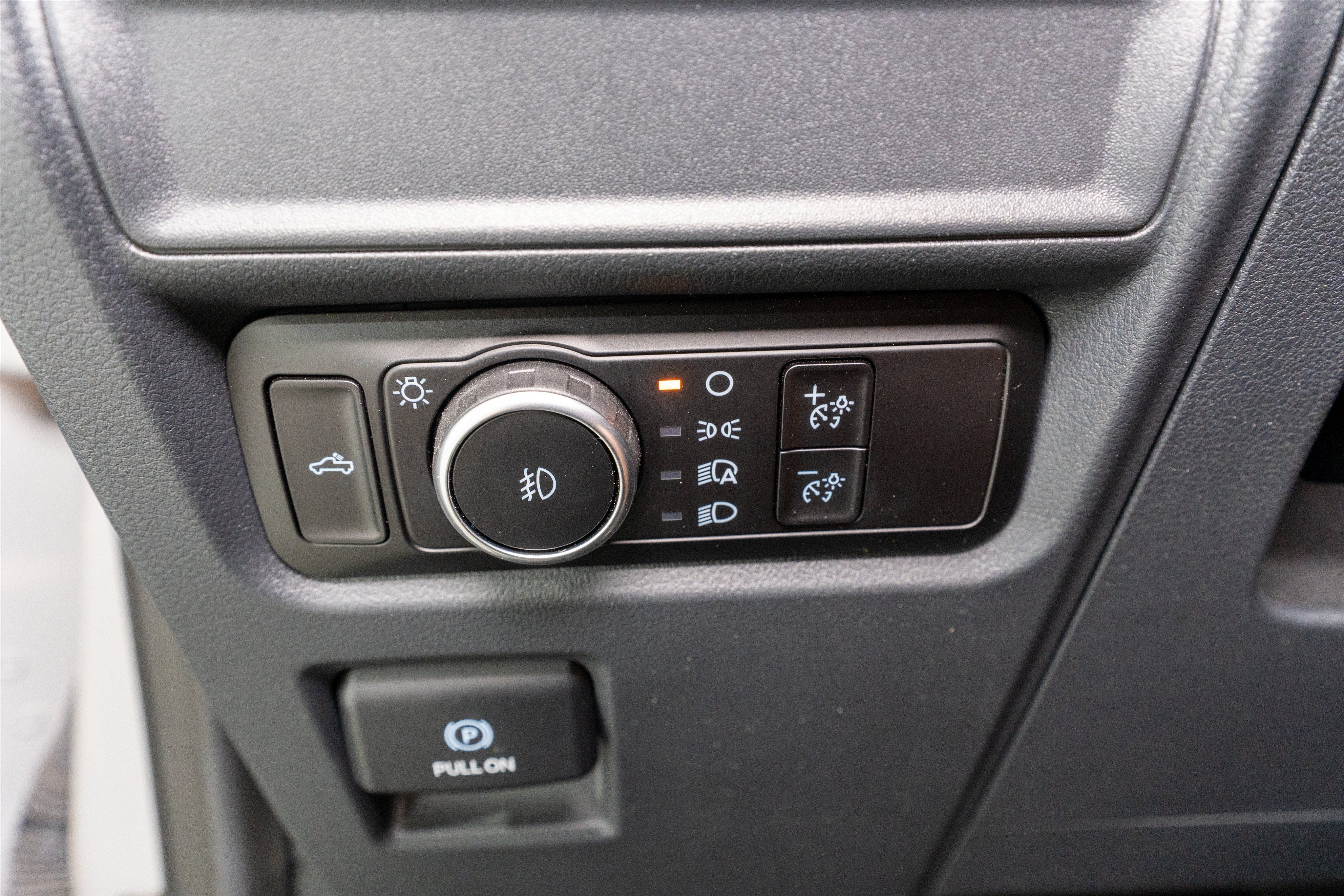 2023 Ford F-150 STX