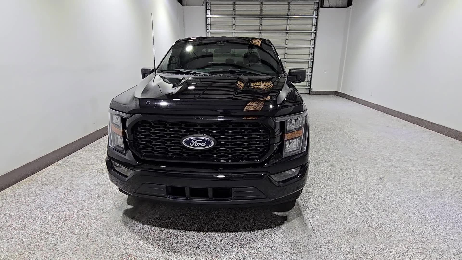 2023 Ford F-150 STX
