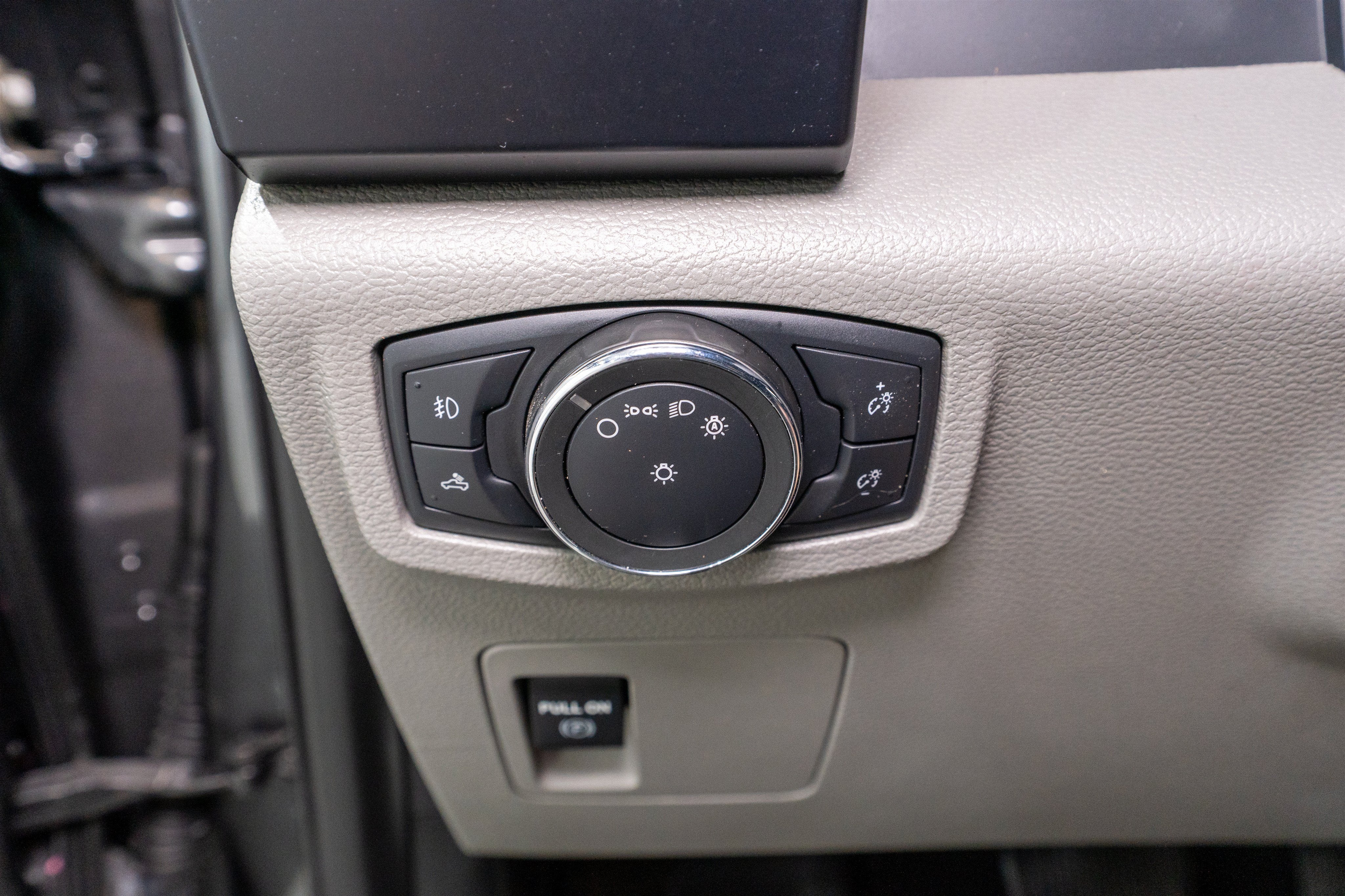2019 Ford F-150 STX