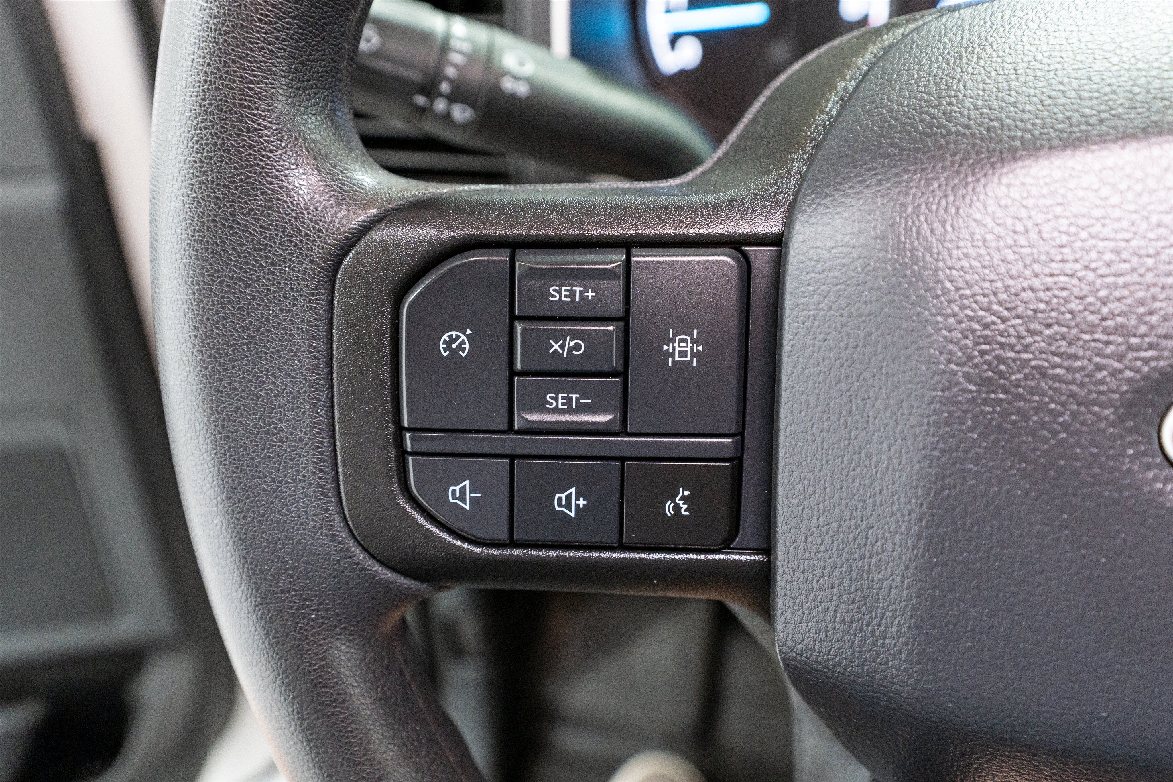 2023 Ford F-150 STX