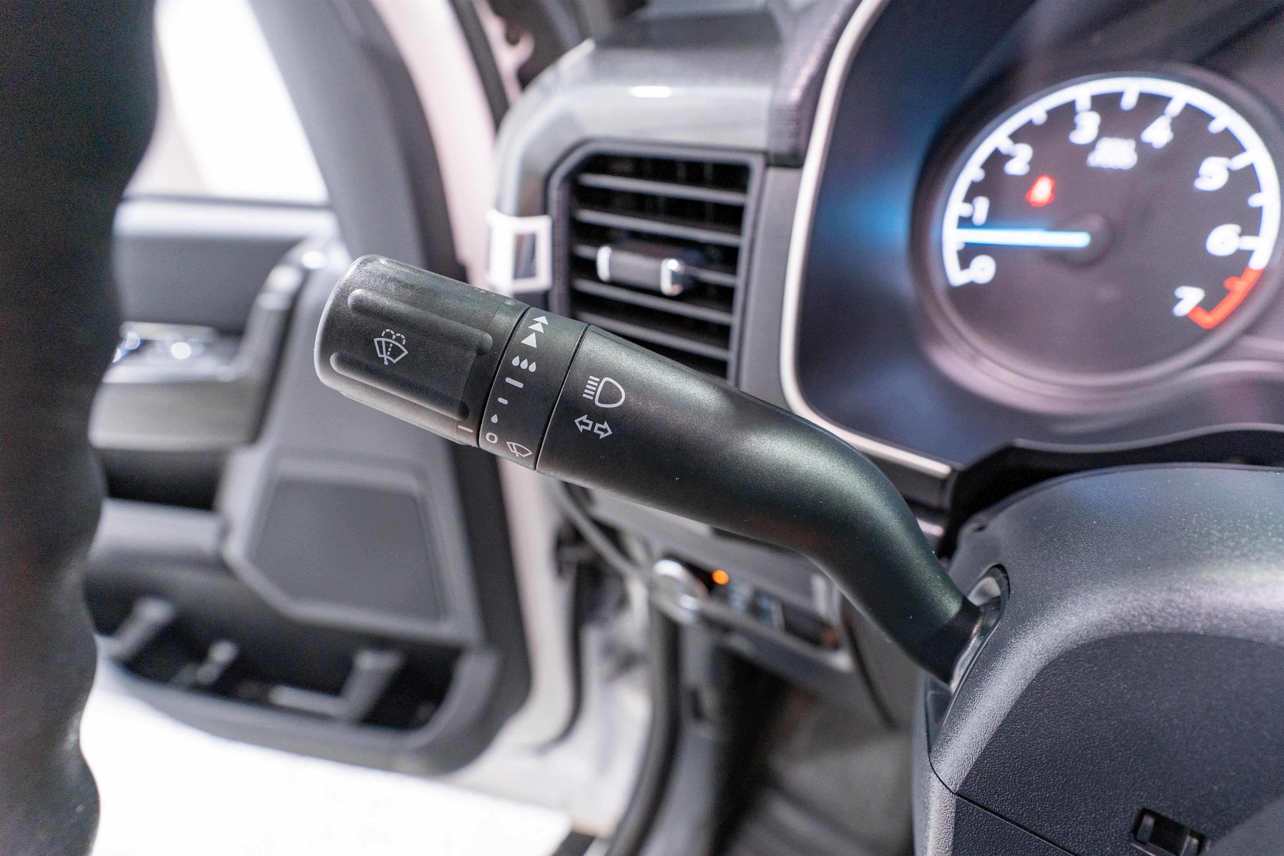 2023 Ford F-150 STX