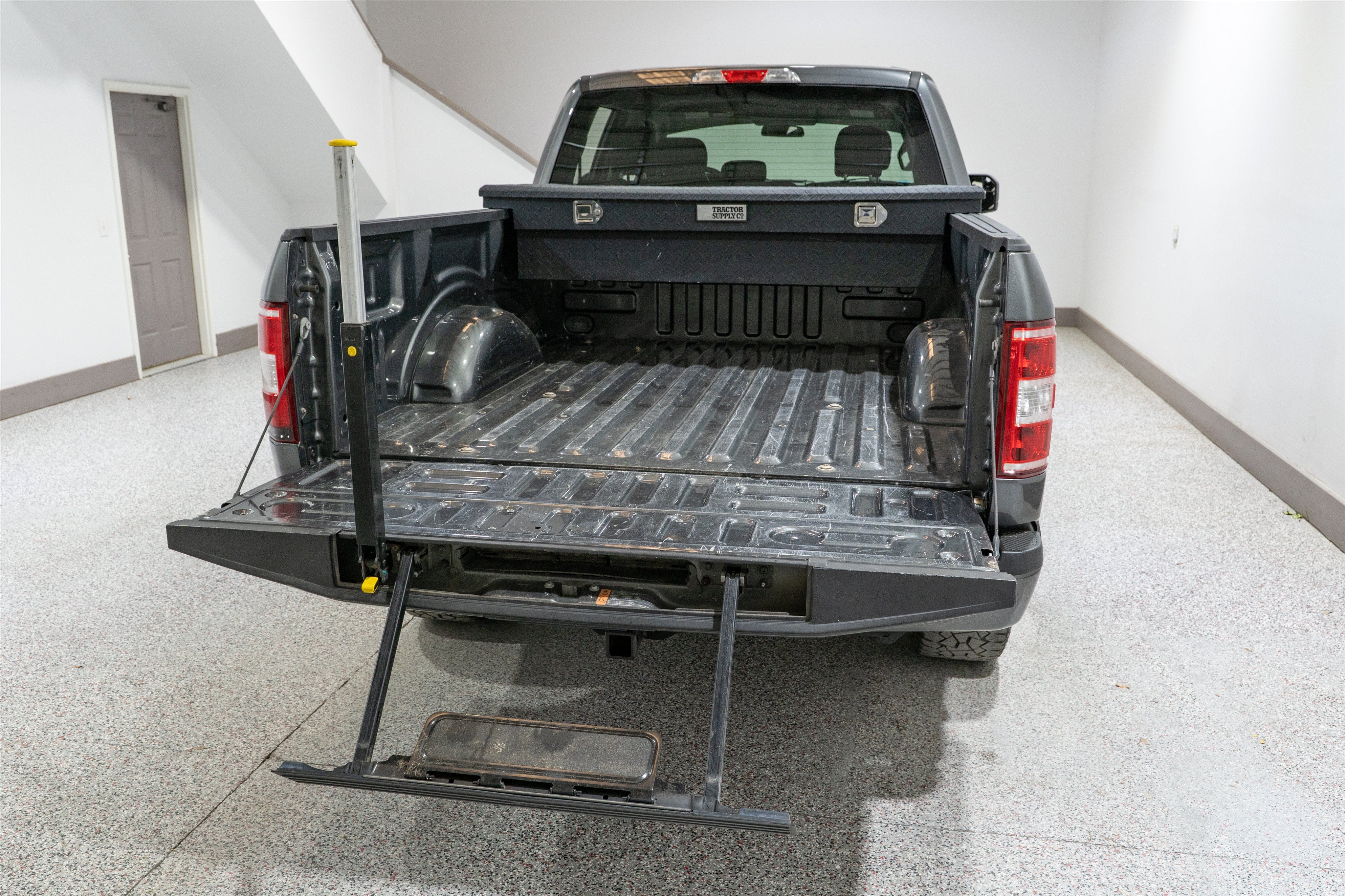 2018 Ford F-150 STX