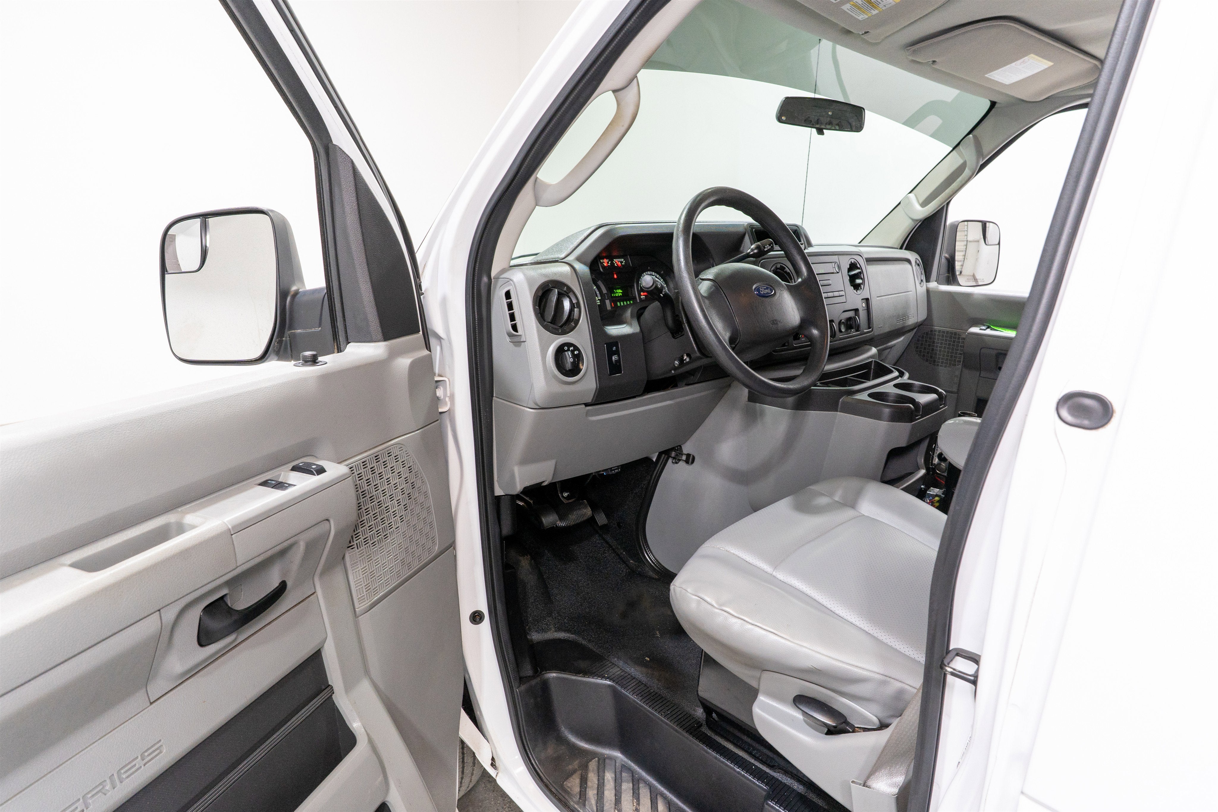 2013 Ford Econoline Cargo Van Commercial