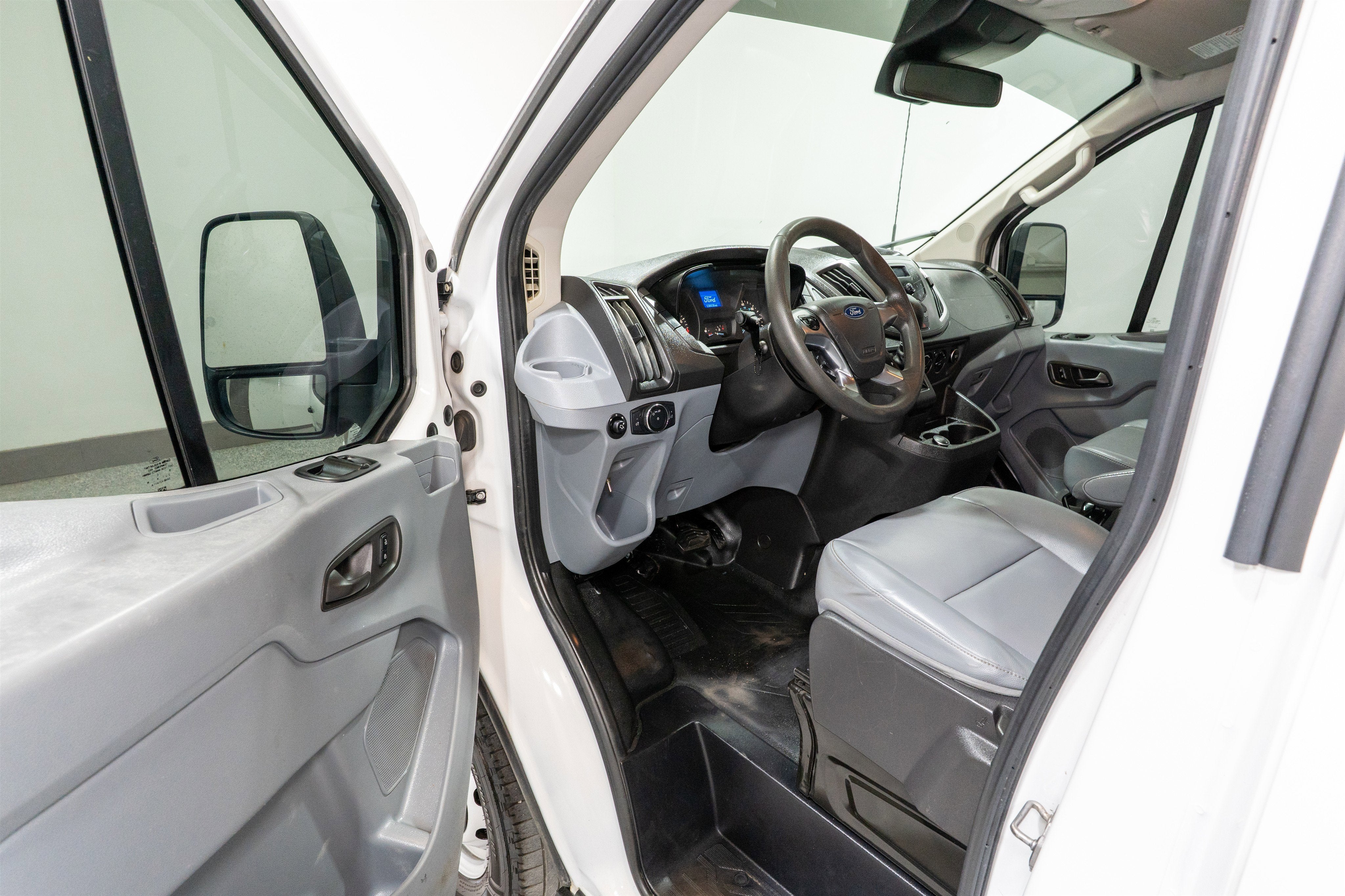 2019 Ford Transit Van Base
