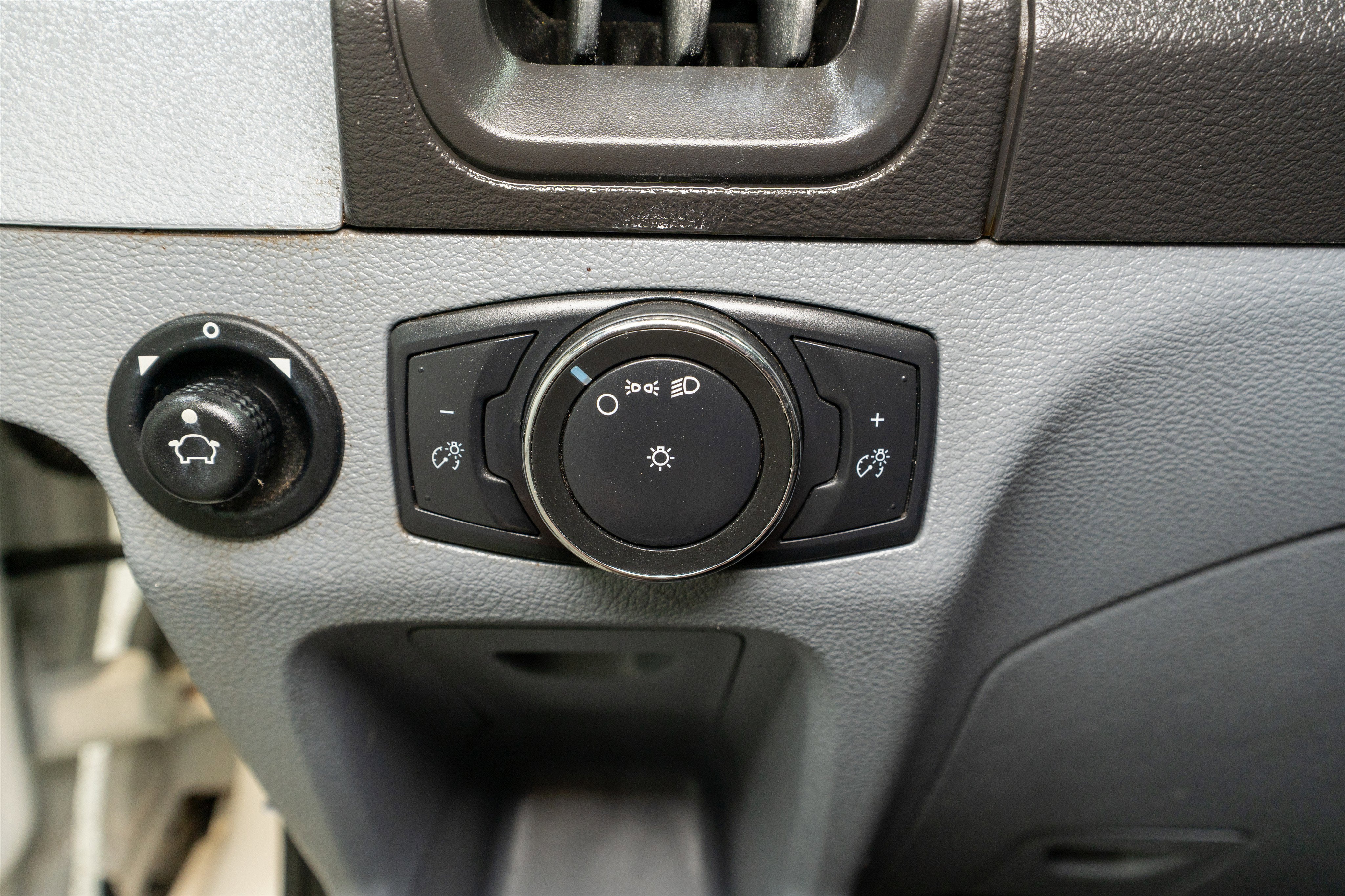 2019 Ford Transit Van Base