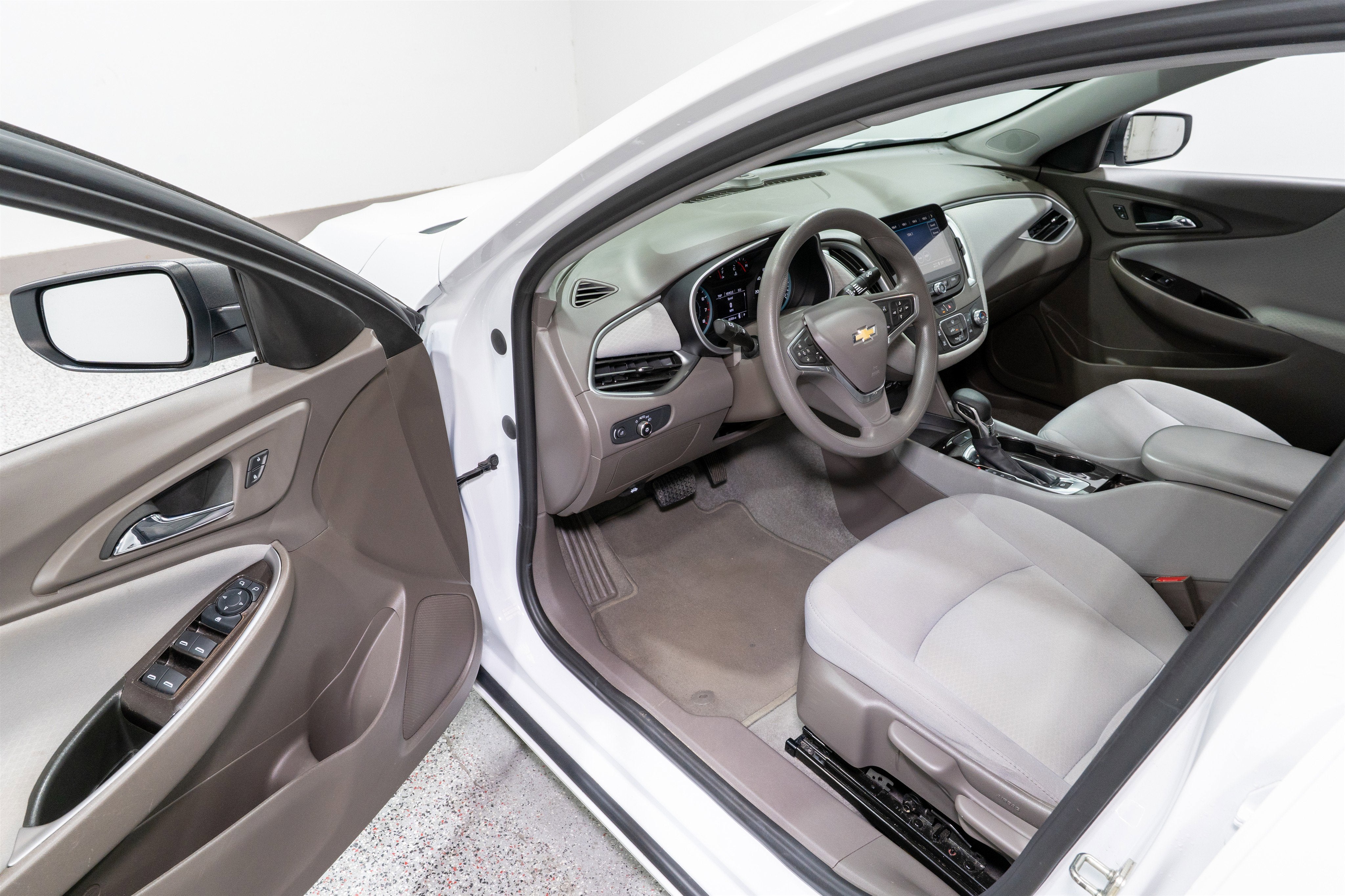 2023 Chevrolet Malibu LS