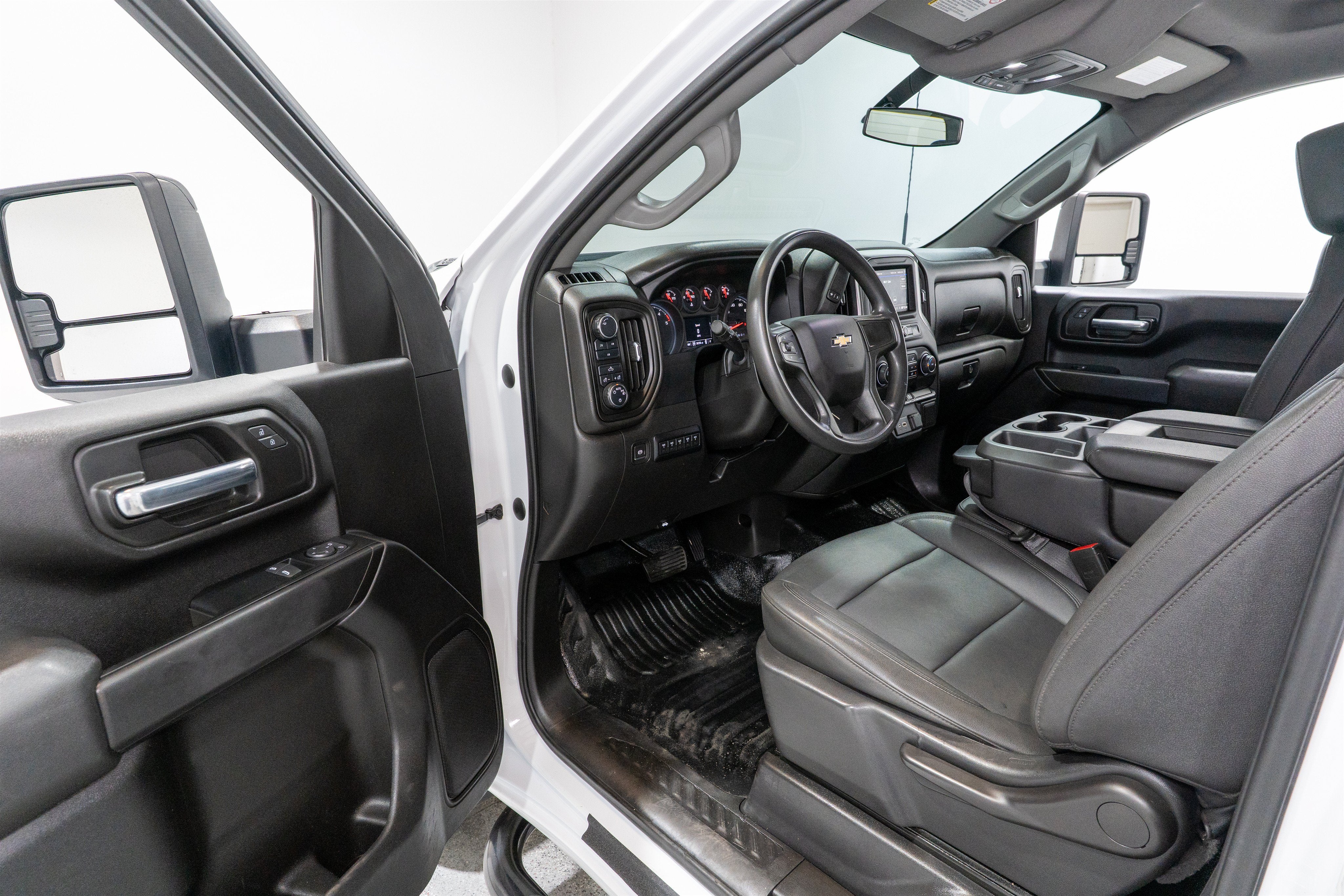 2023 Chevrolet Silverado 3500HD CC Work Truck