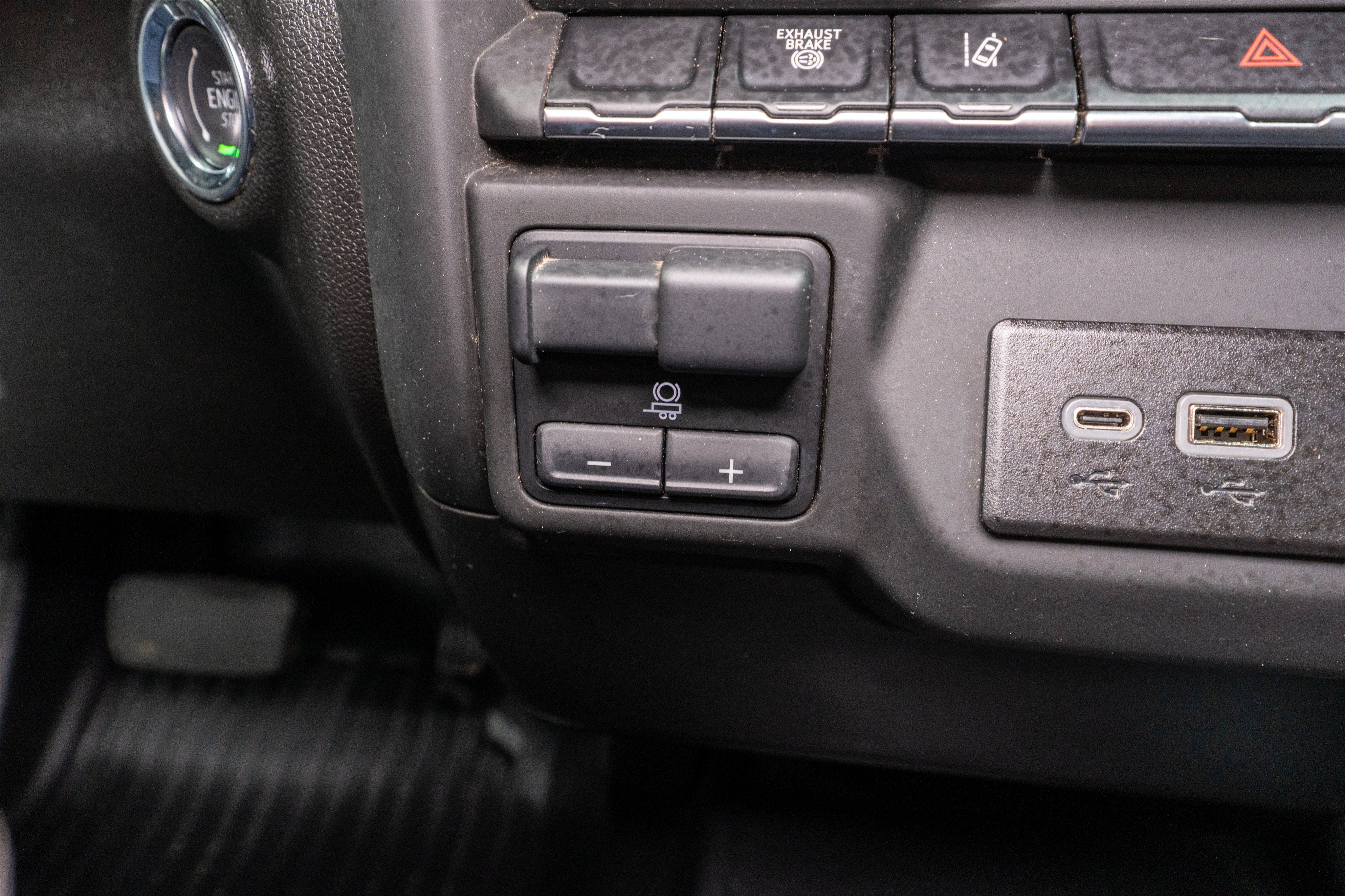 2025 Chevrolet Silverado 3500HD CC Work Truck