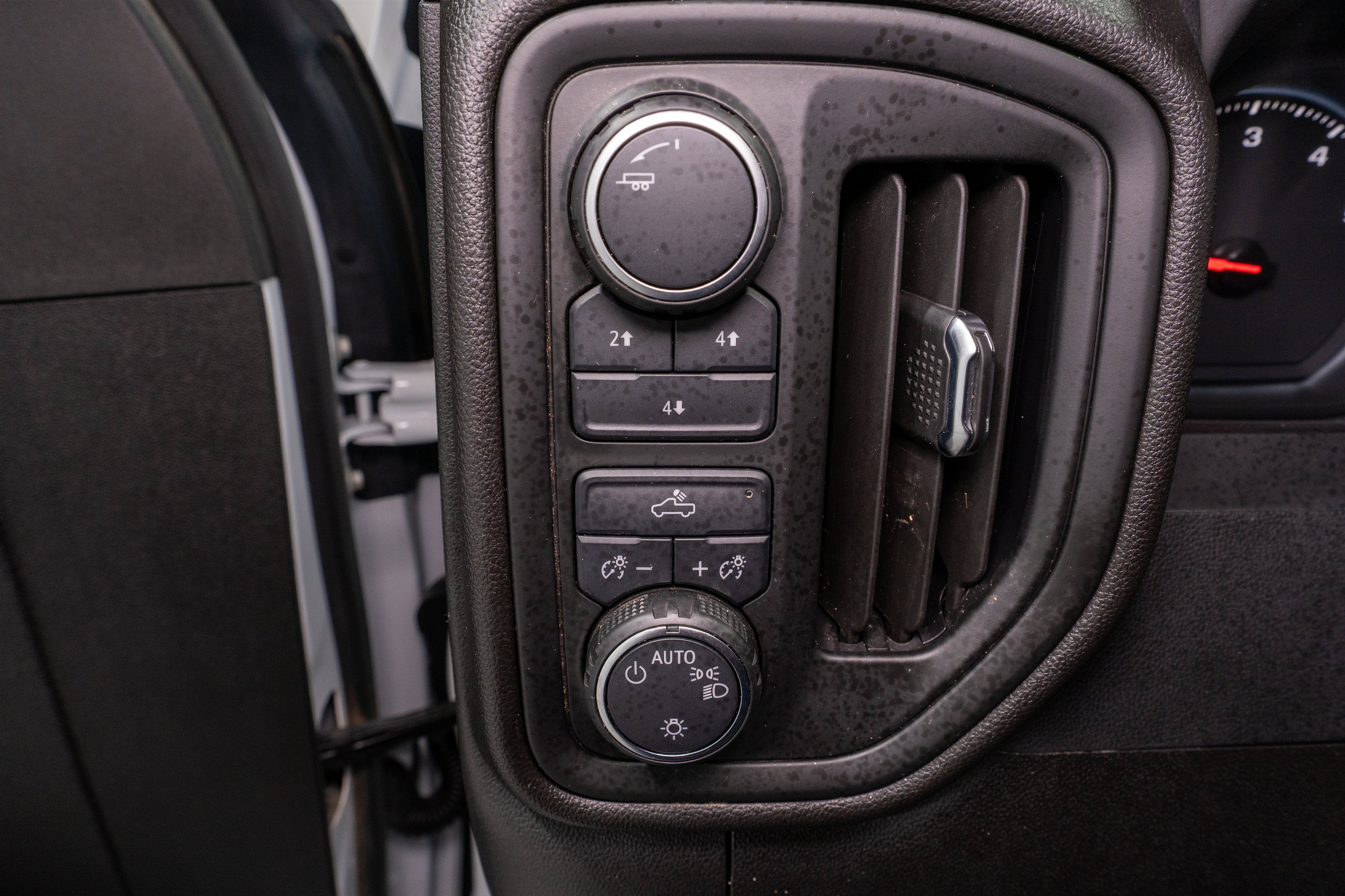 2025 Chevrolet Silverado 3500HD CC Work Truck