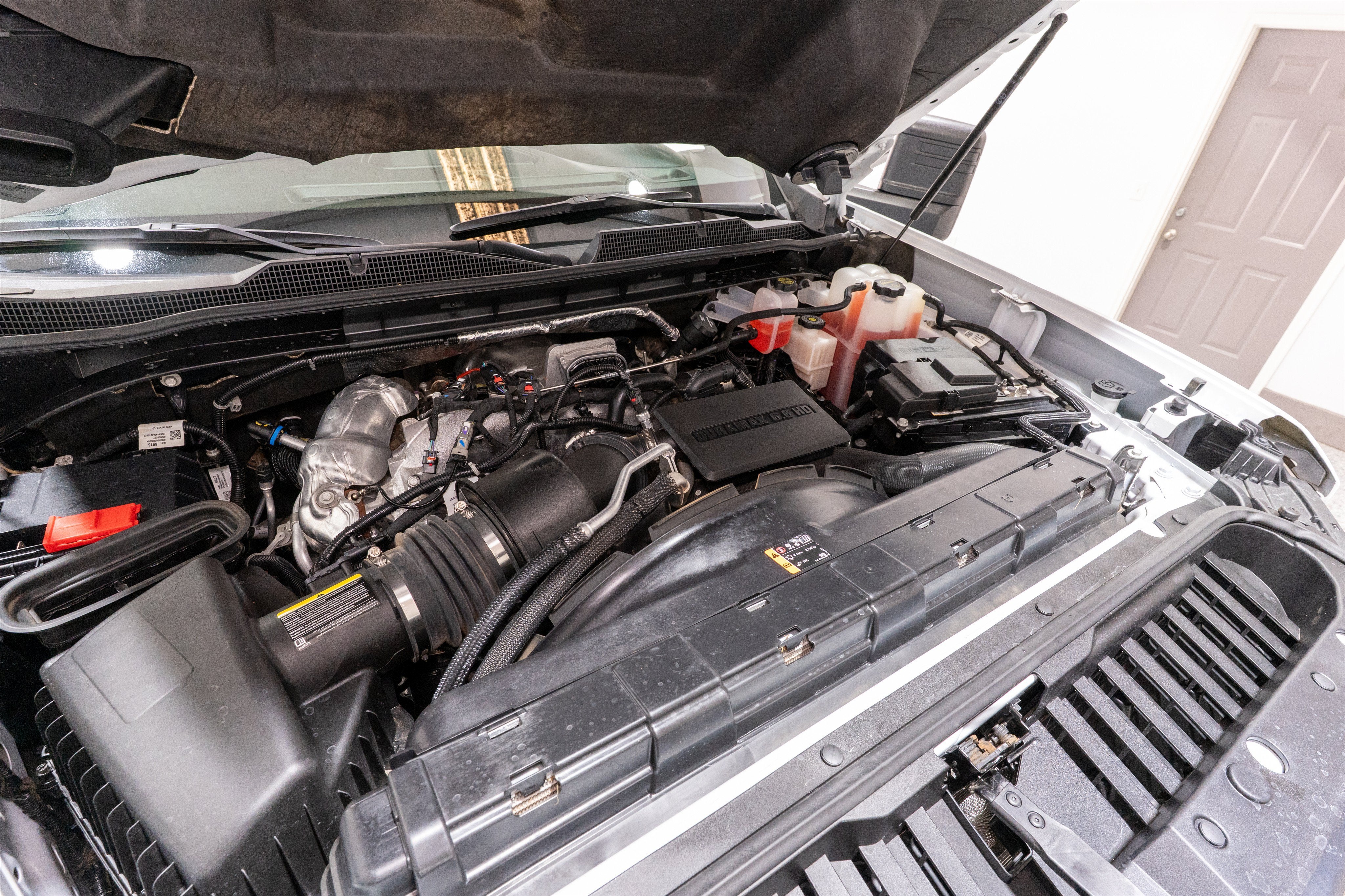 2025 Chevrolet Silverado 3500HD CC Work Truck