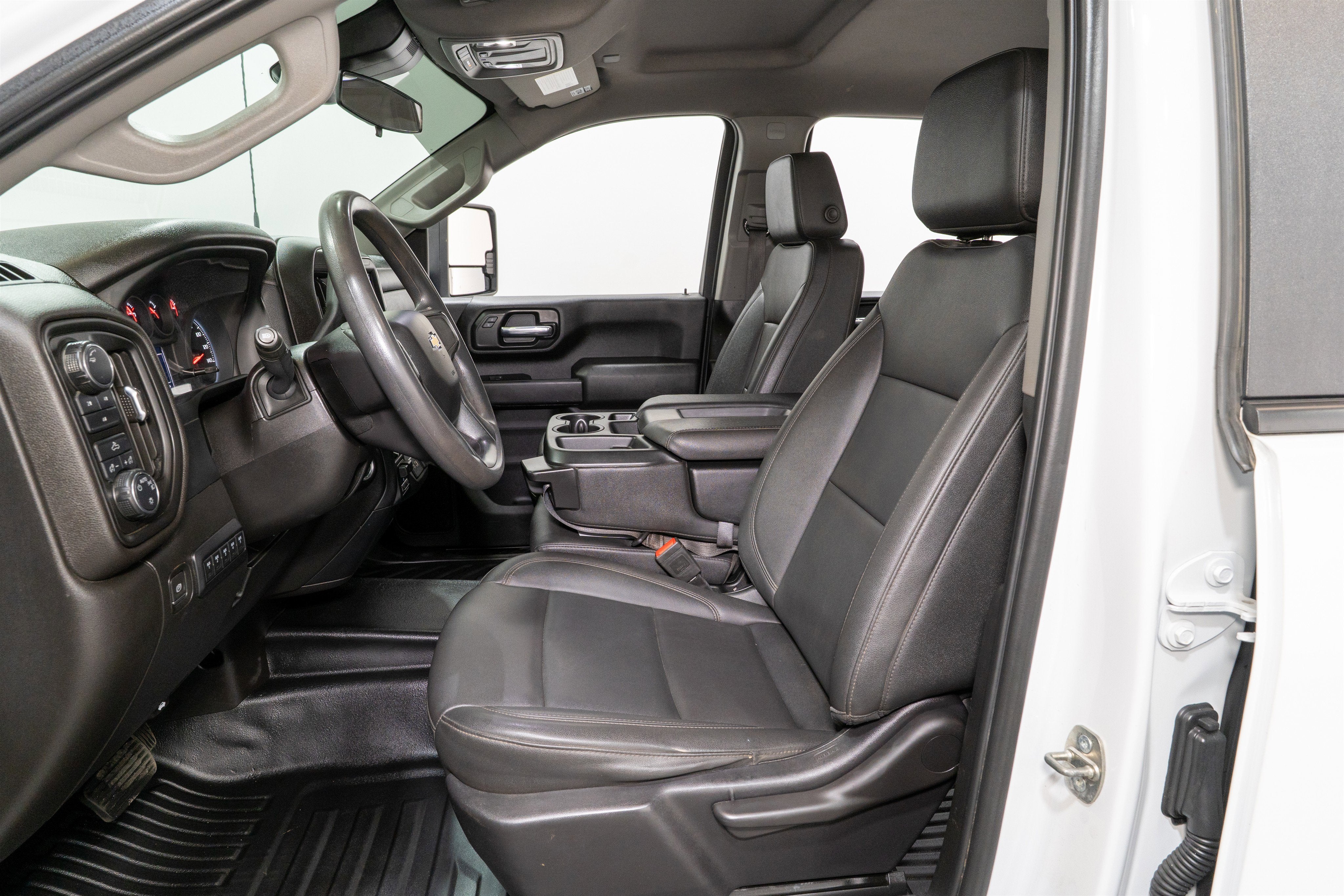 2024 Chevrolet Silverado 3500HD CC Work Truck