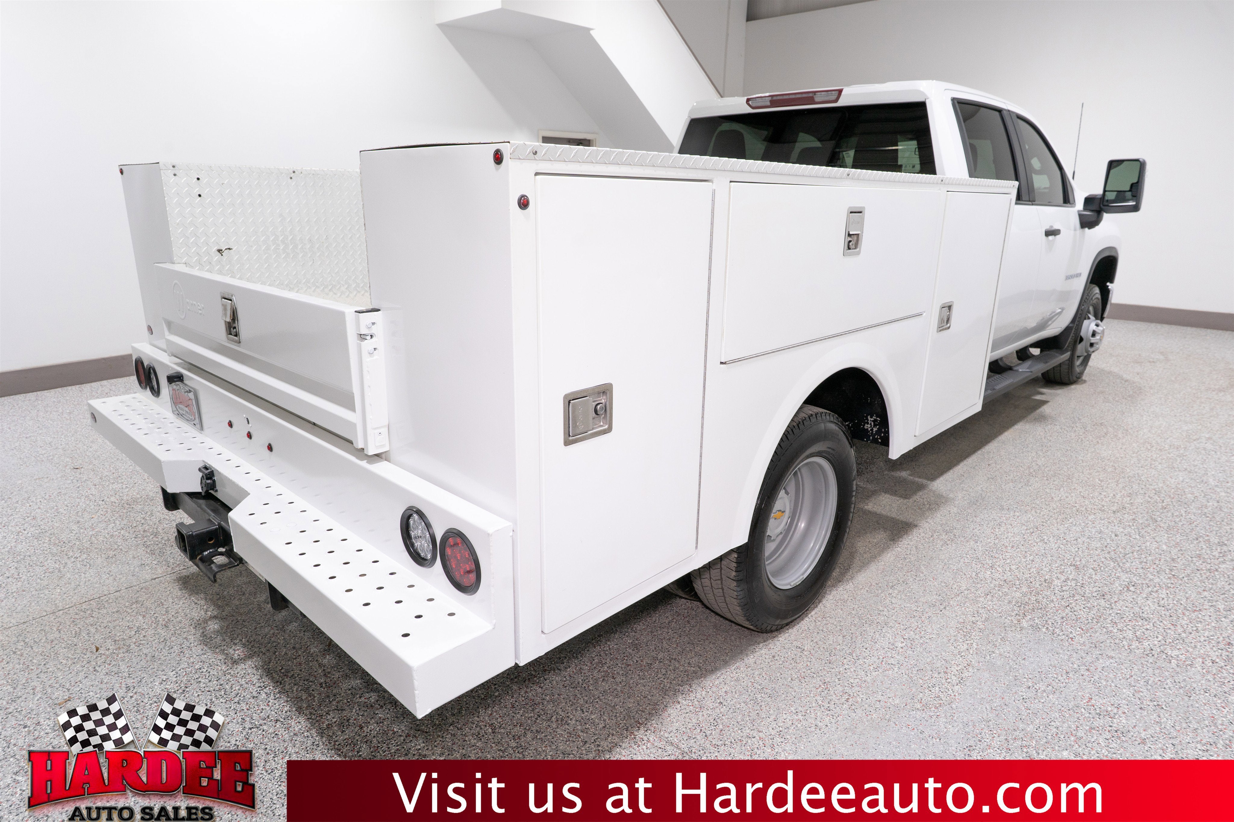 2024 Chevrolet Silverado 3500HD CC Work Truck