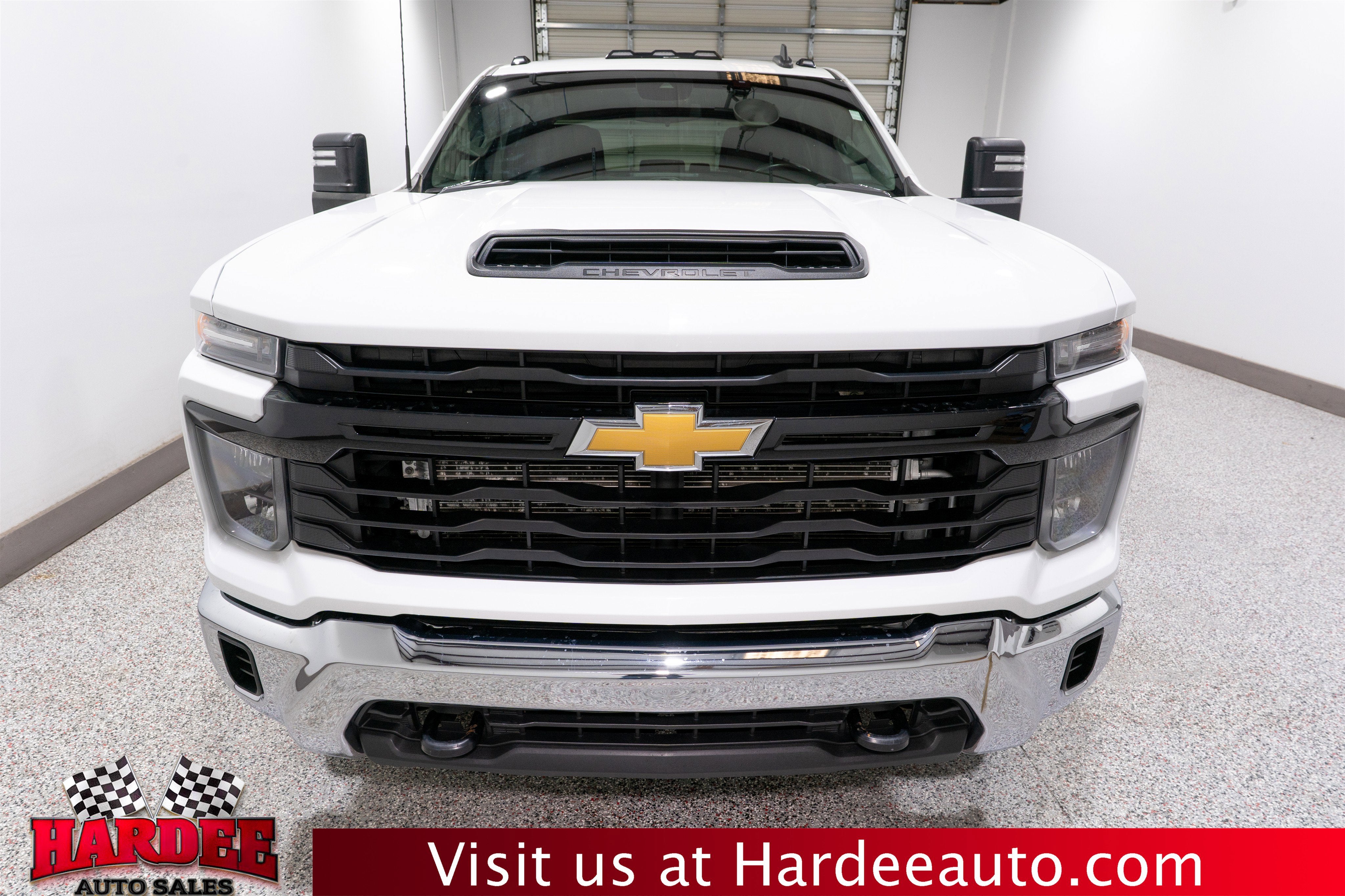 2024 Chevrolet Silverado 3500HD CC Work Truck