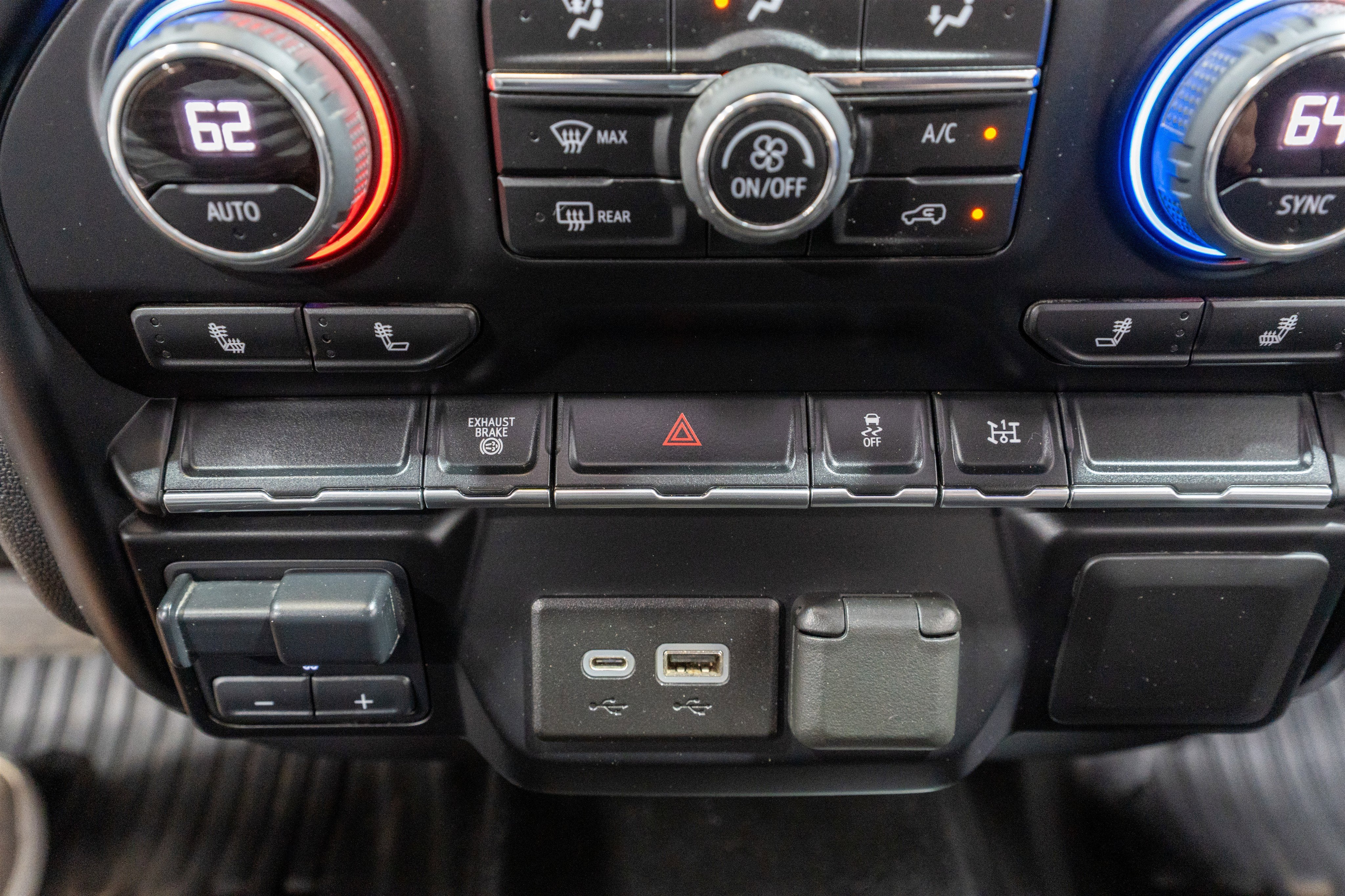 2023 Chevrolet Silverado 3500HD CC LT