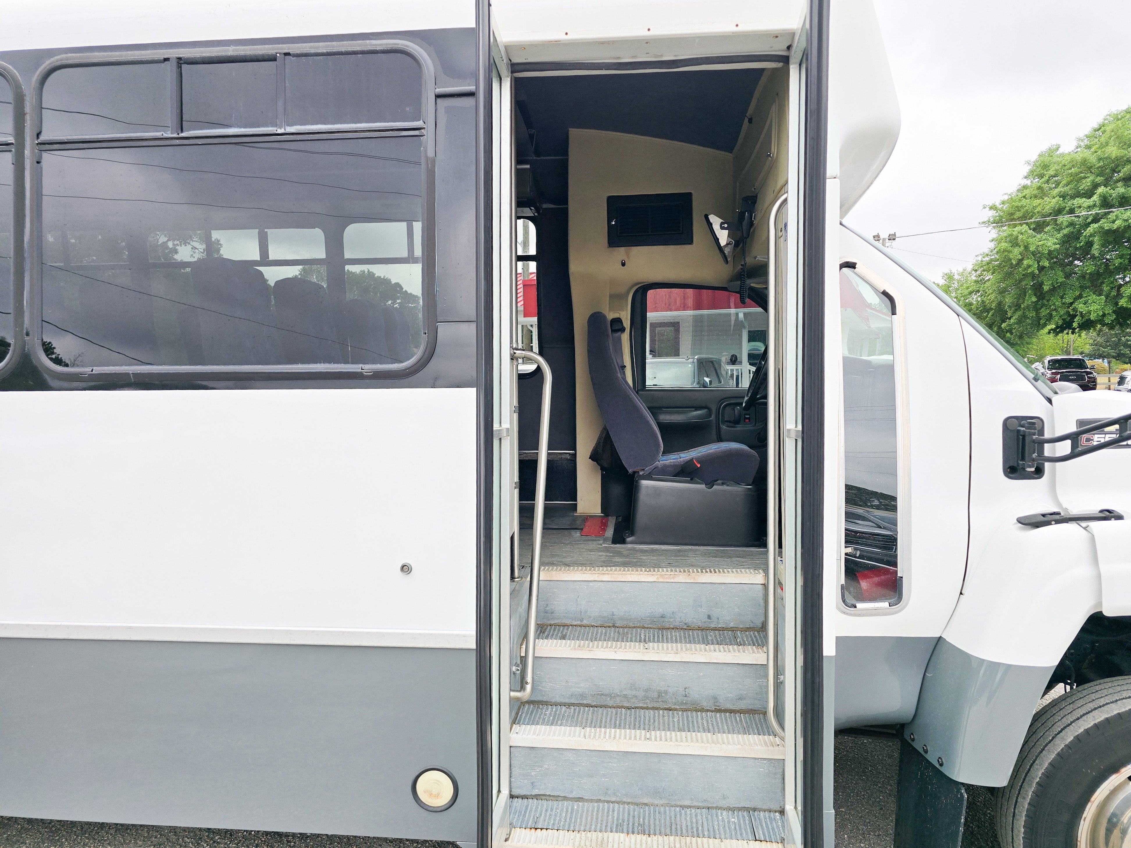 2005 Chevrolet CC5500 Base