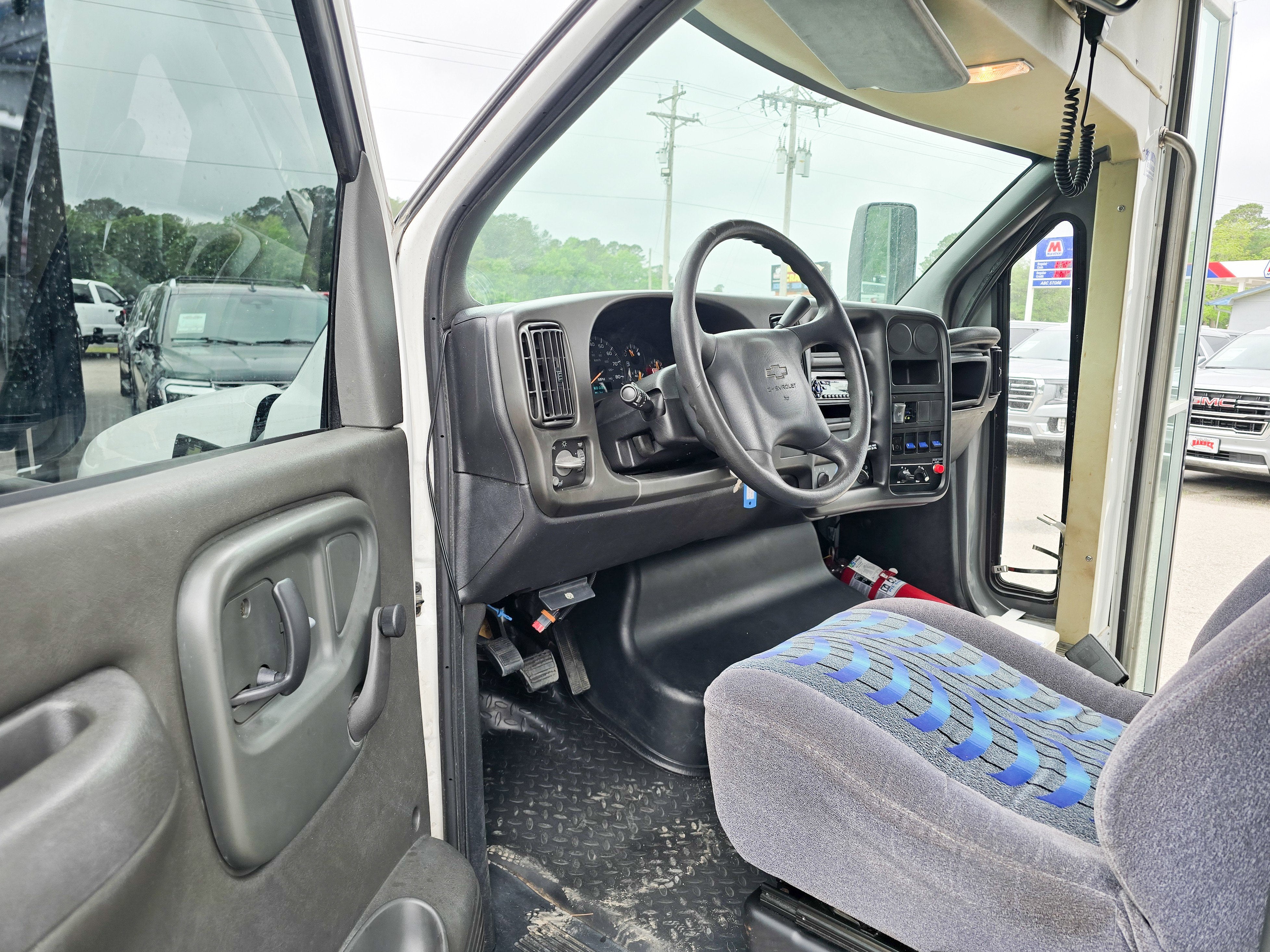 2005 Chevrolet CC5500 Base