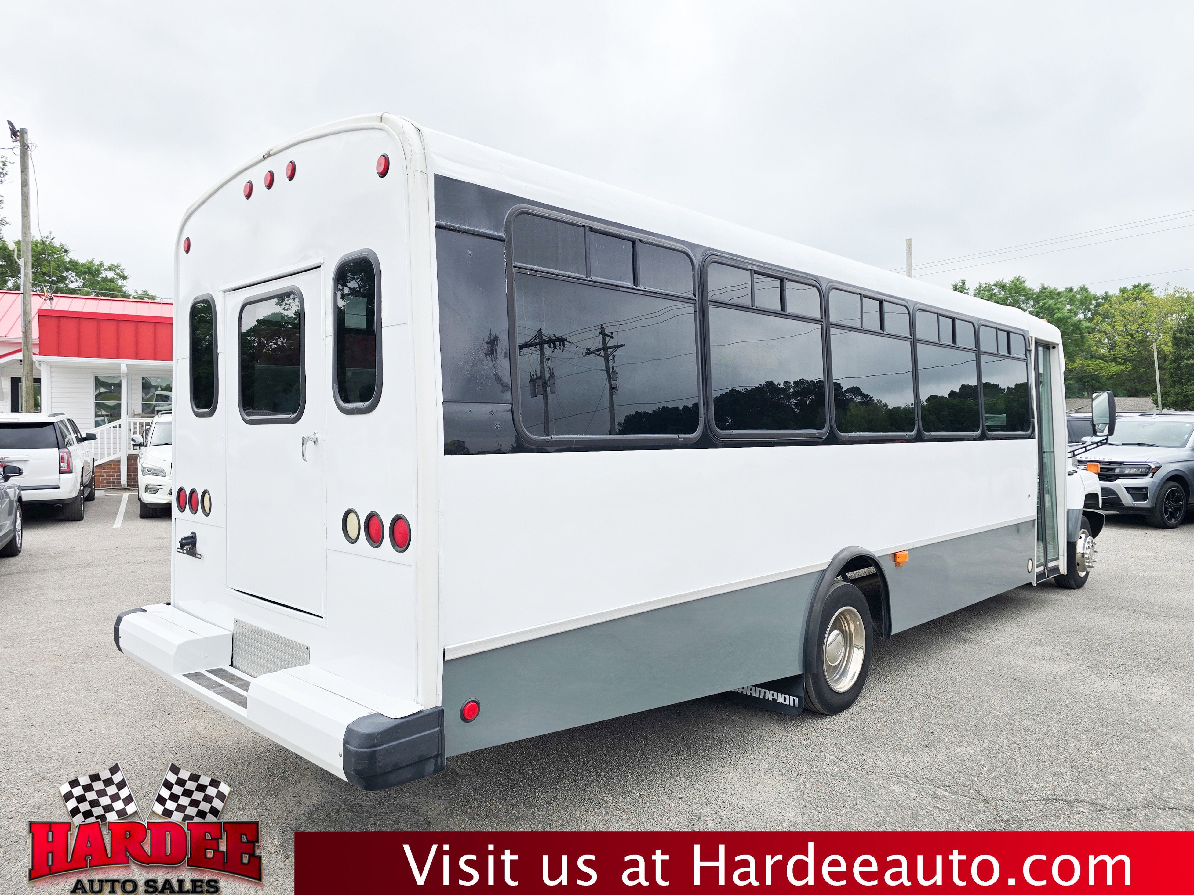 2005 Chevrolet CC5500 Base