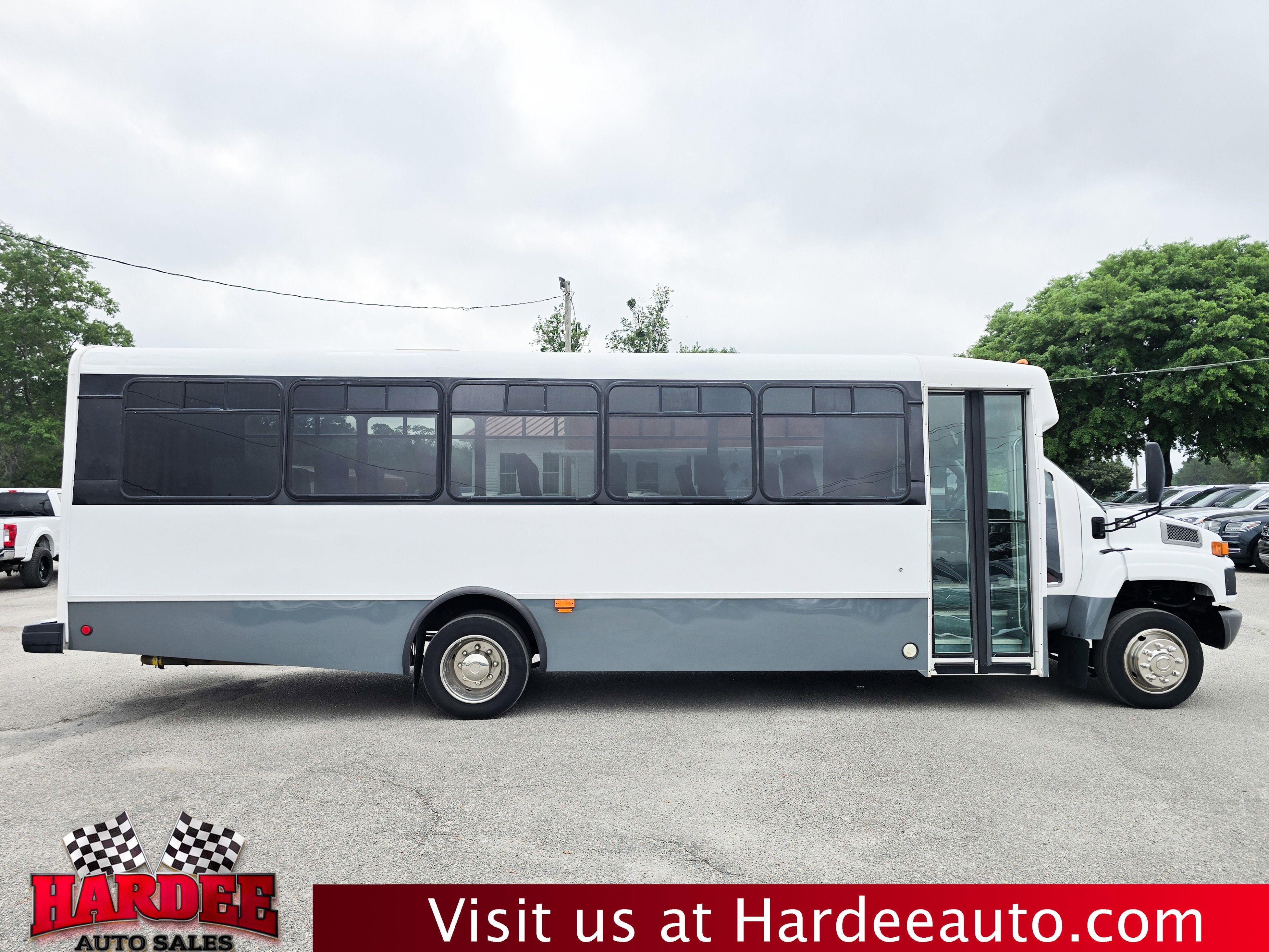 2005 Chevrolet CC5500 Base