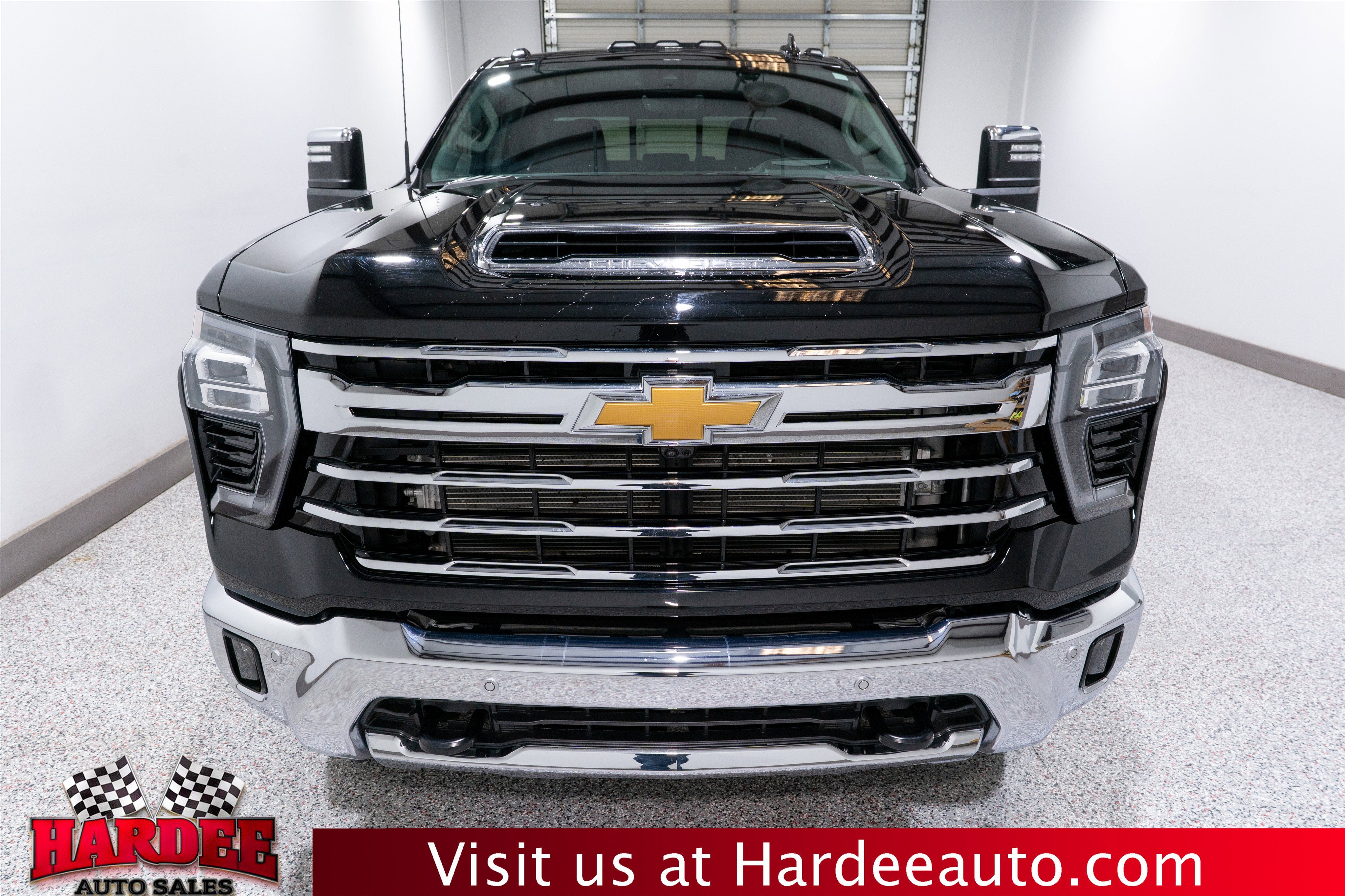 2025 Chevrolet Silverado 3500HD LTZ