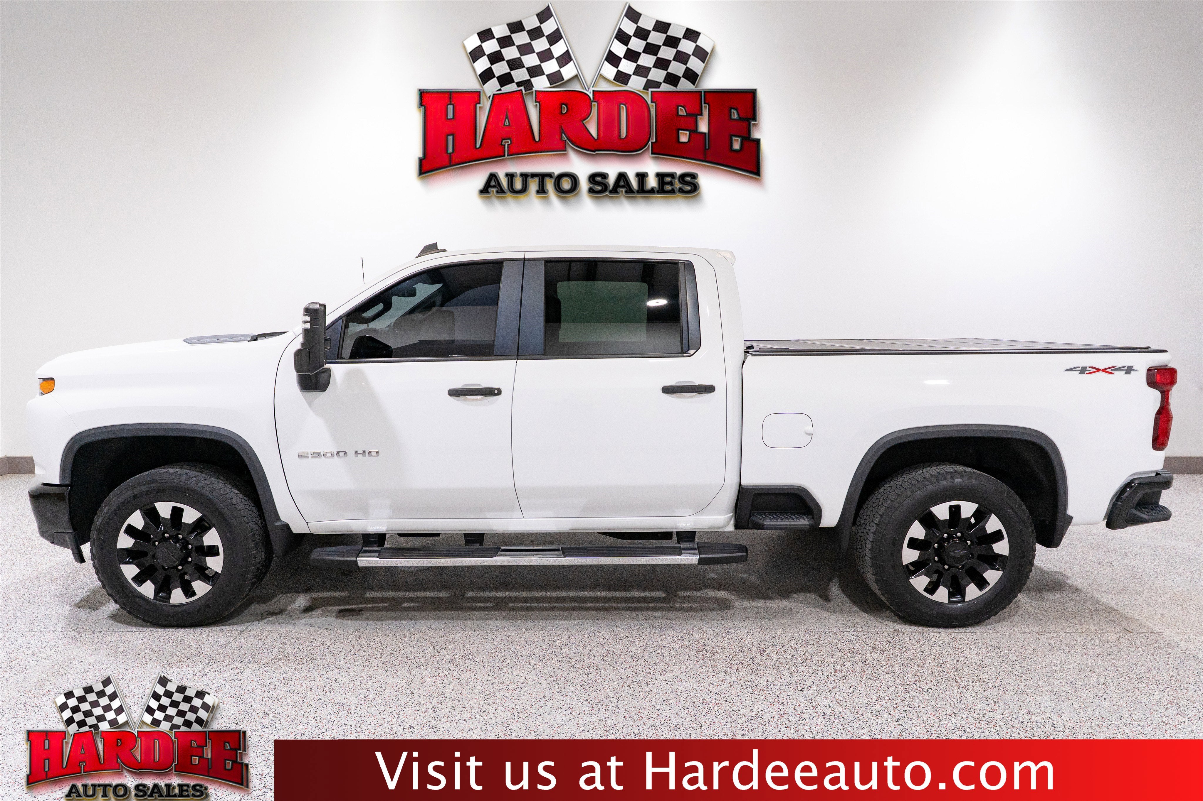 2020 Chevrolet Silverado HD Custom 4WD Crew Cab Standard Box's photo
