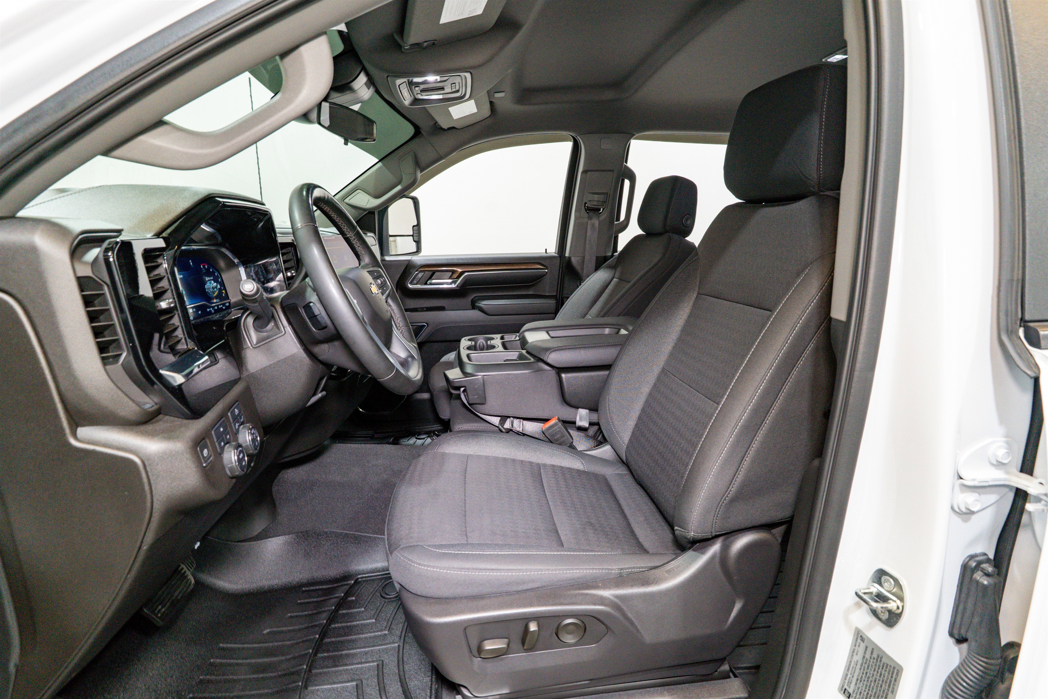 2024 Chevrolet Silverado 3500HD LT