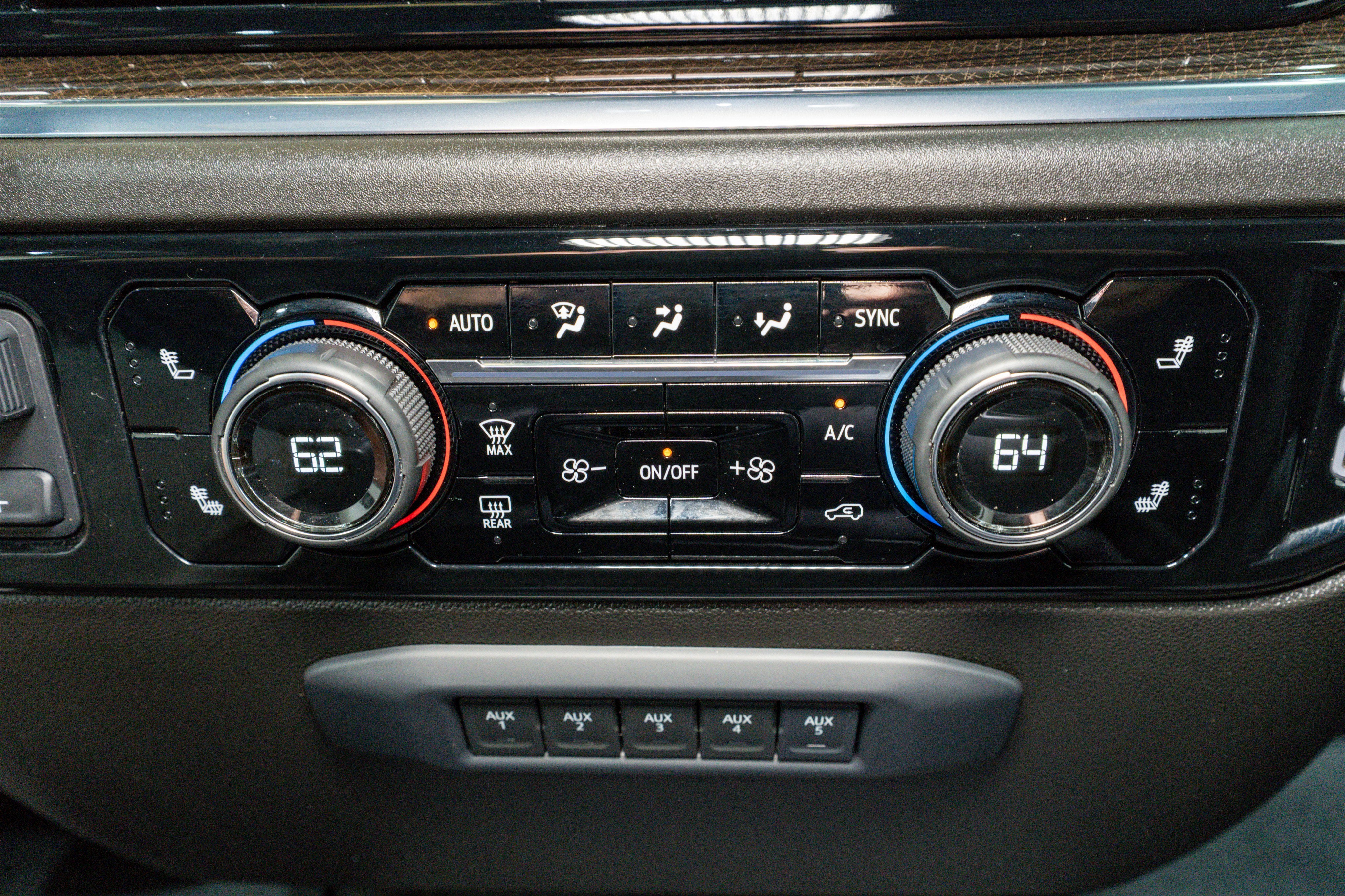 2024 Chevrolet Silverado 3500HD LT