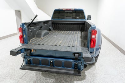 2024 Chevrolet Silverado 3500HD High Country