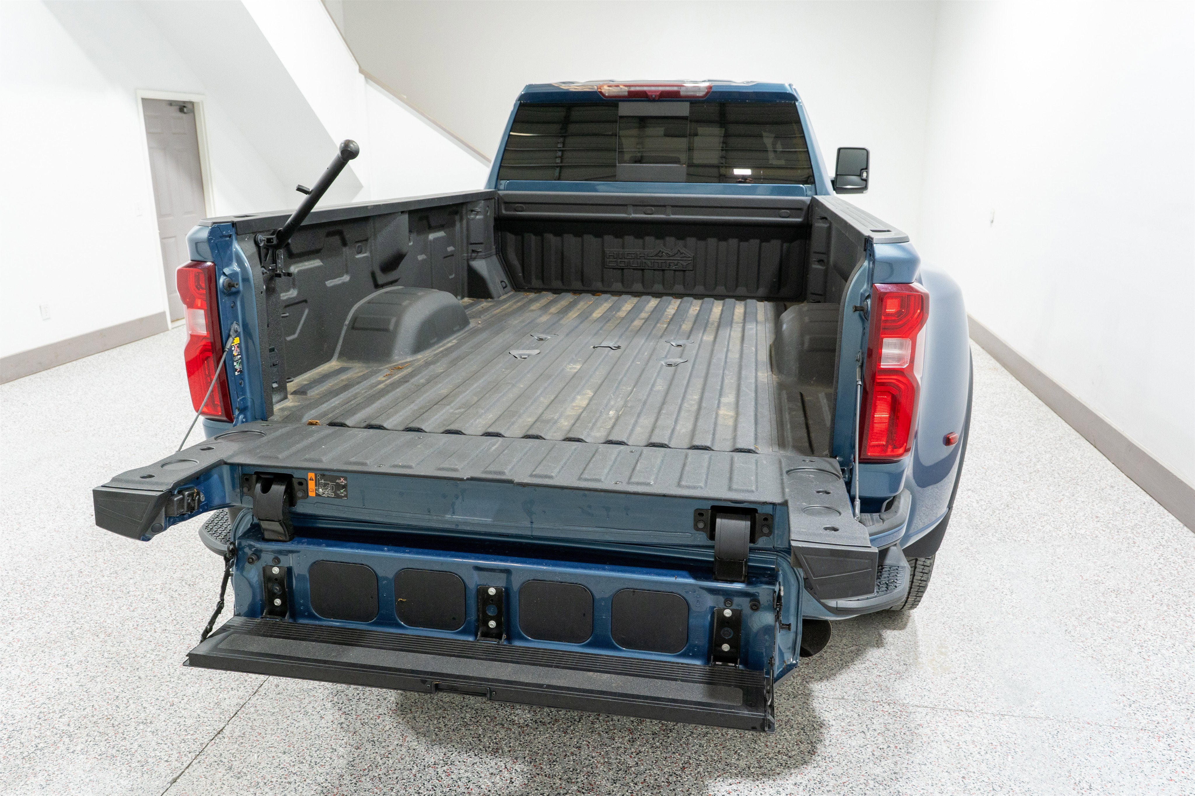 2024 Chevrolet Silverado 3500HD High Country