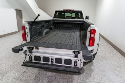 2023 Chevrolet Silverado 3500HD High Country