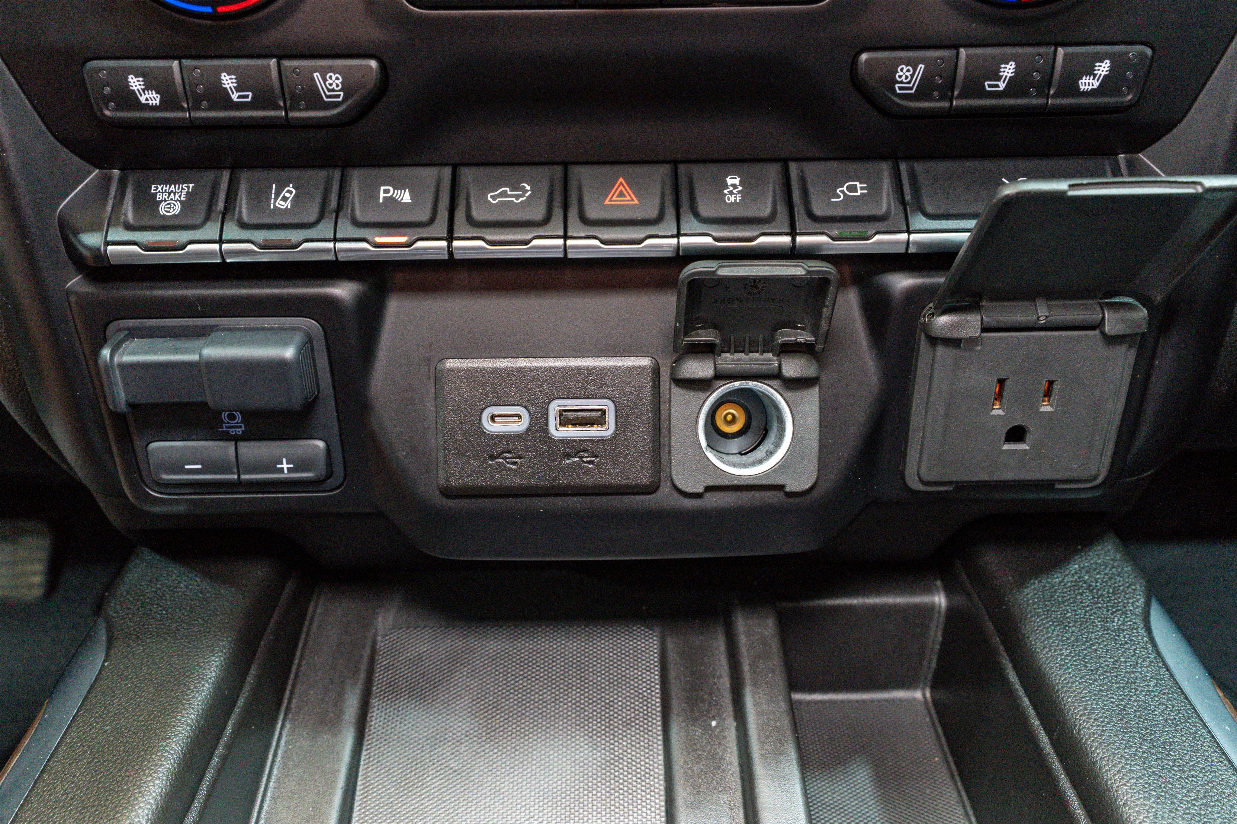 2023 Chevrolet Silverado 3500HD High Country