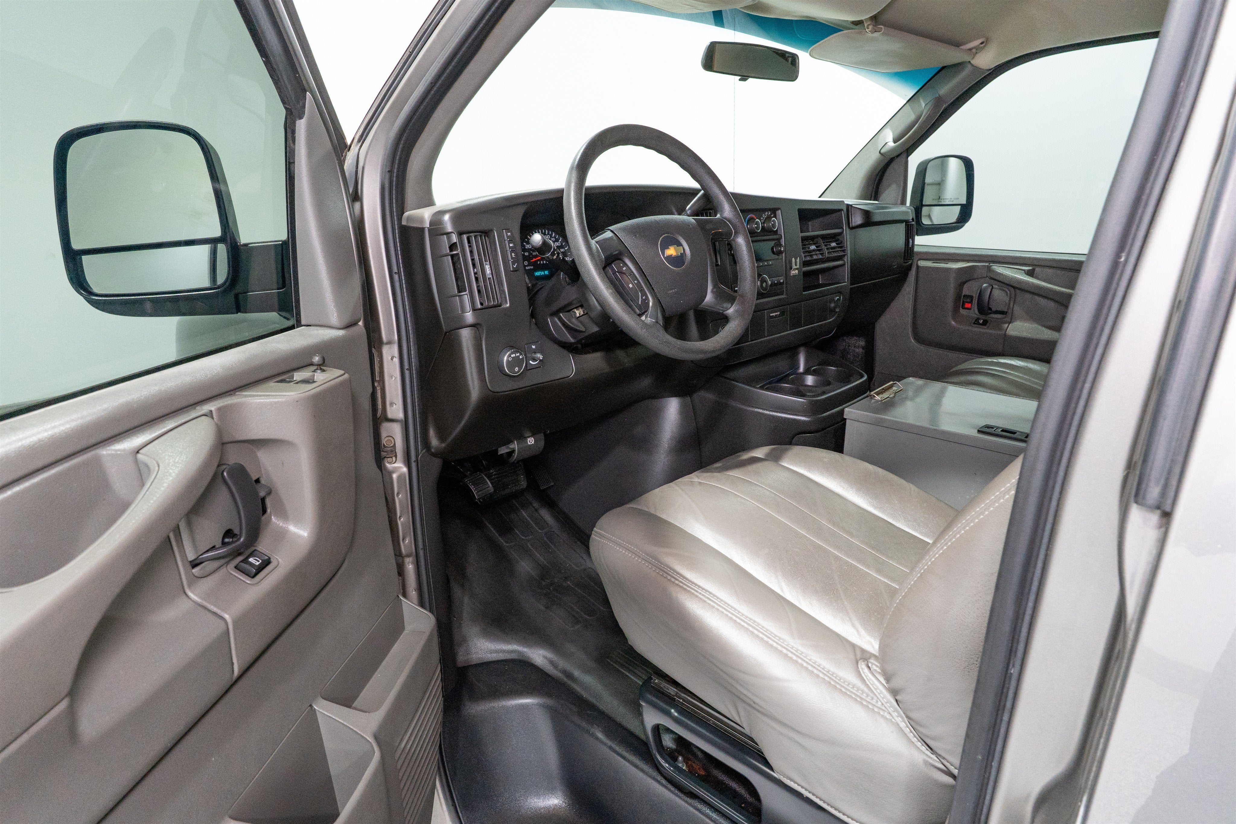 2008 Chevrolet Express Cargo Van Base