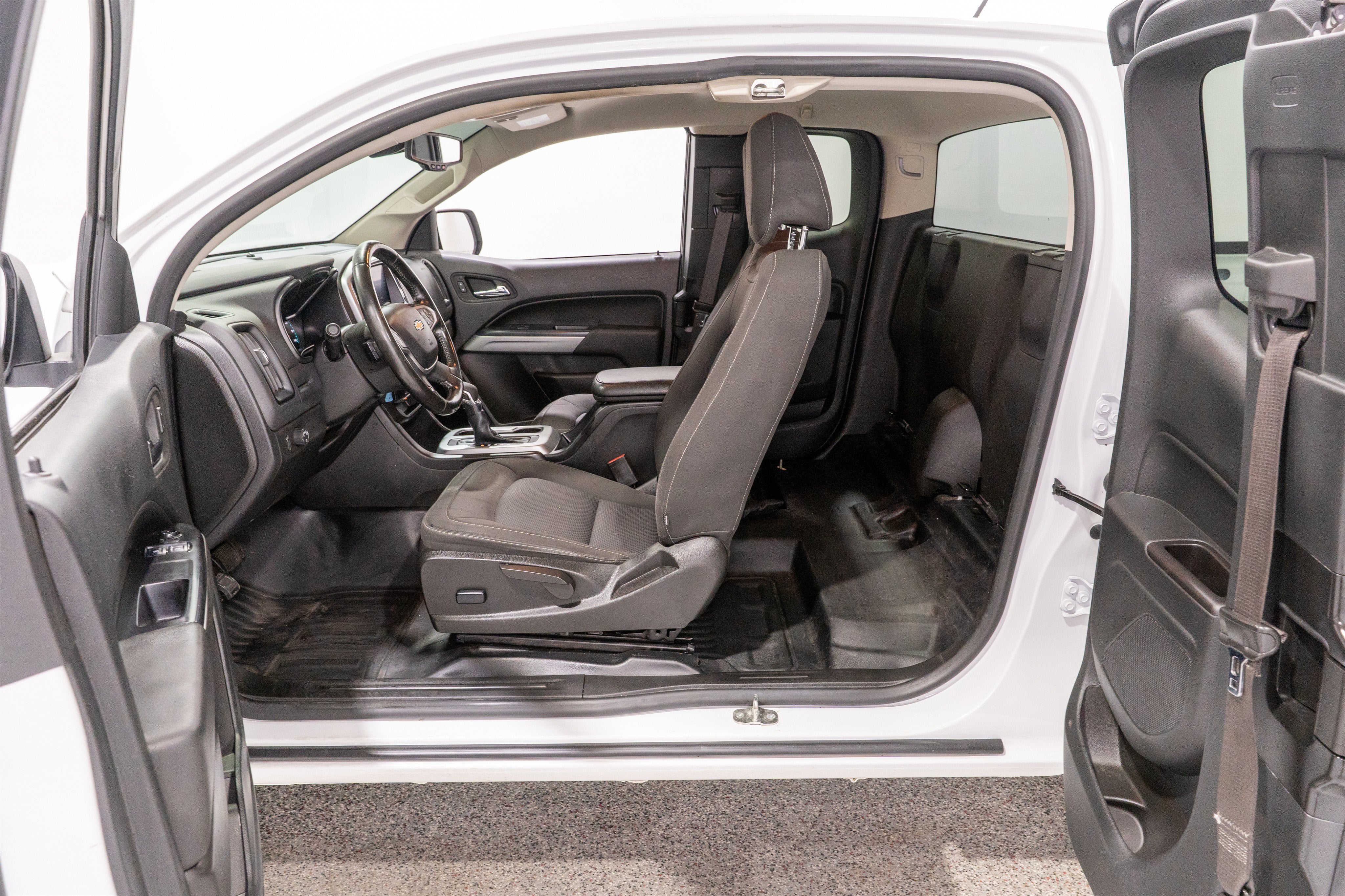 2022 Chevrolet Colorado 2WD LT