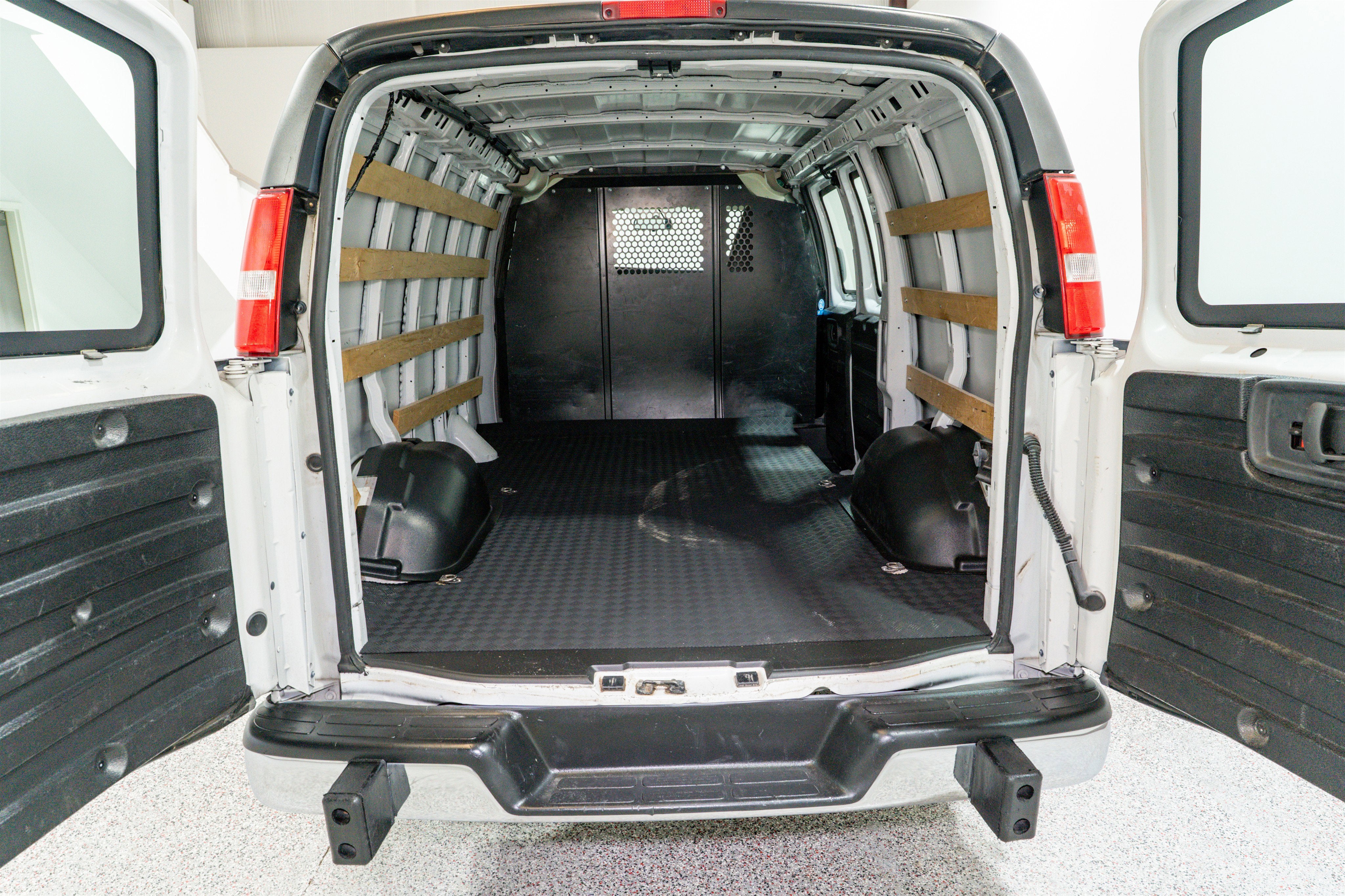 2023 Chevrolet Express Cargo Van Base